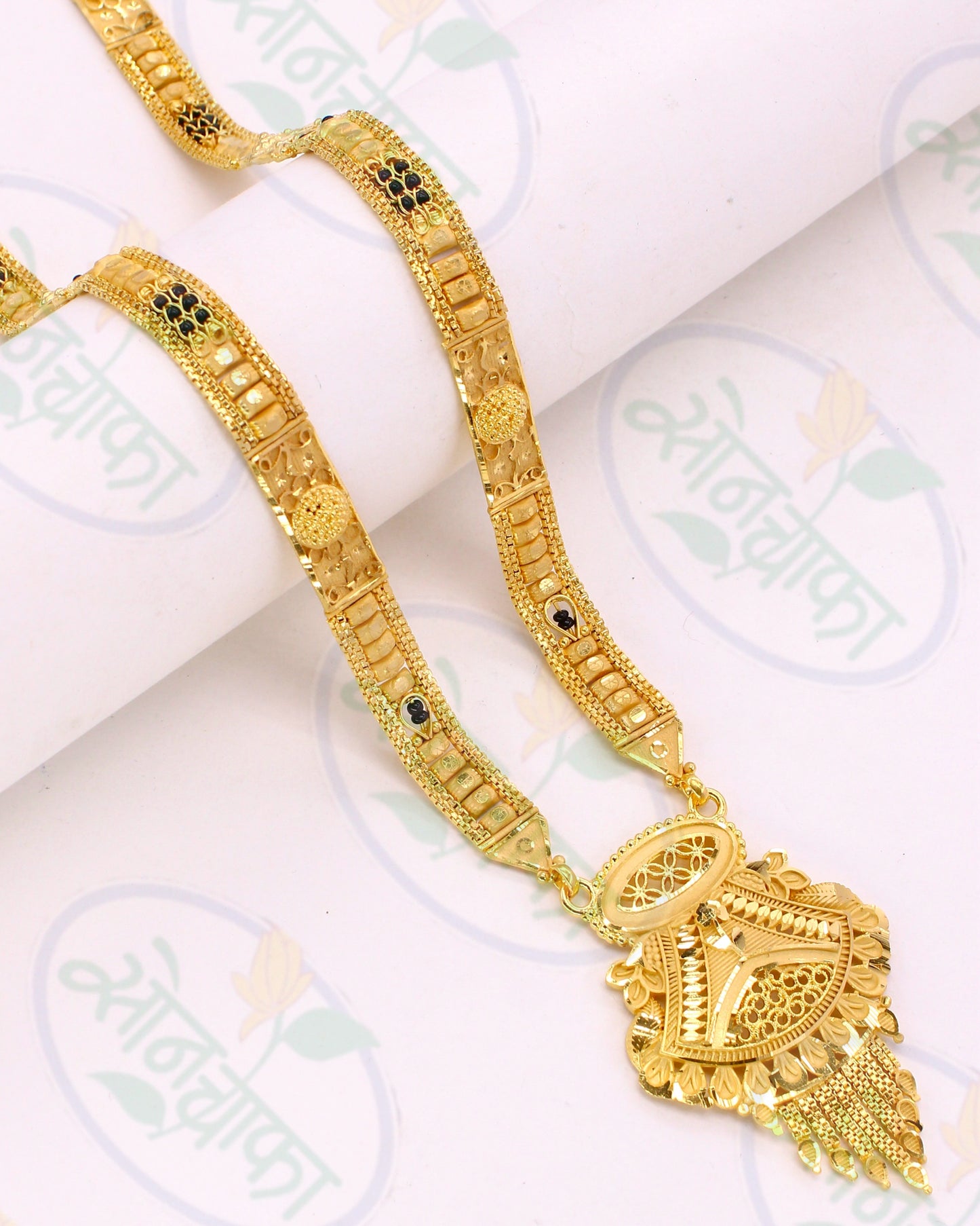 UNIQUE DESIGENR MANGALSUTRA