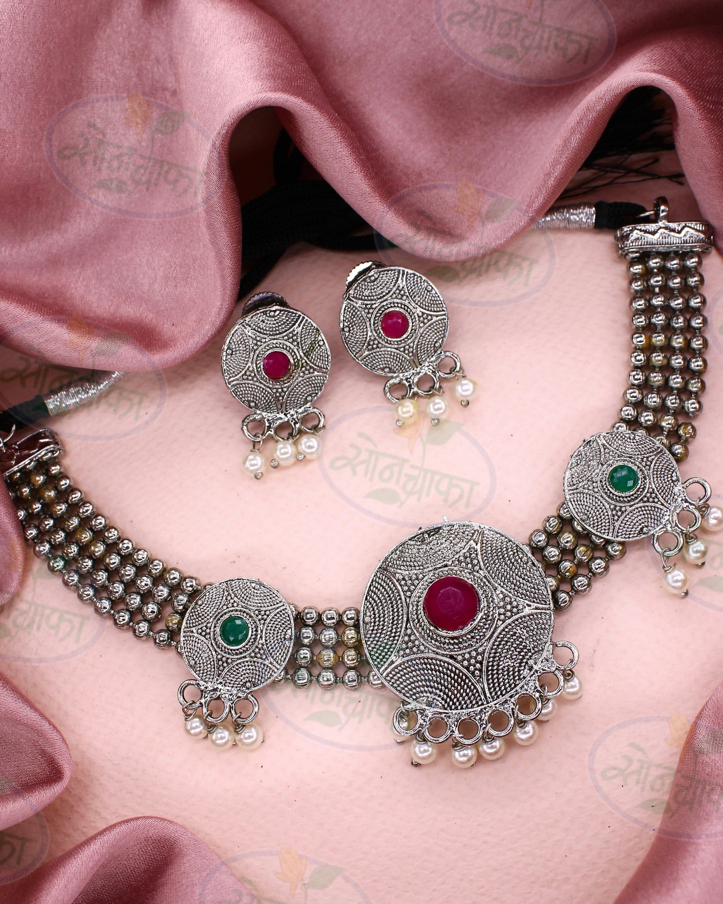 DELIGHT OXIDISED NECKLACE