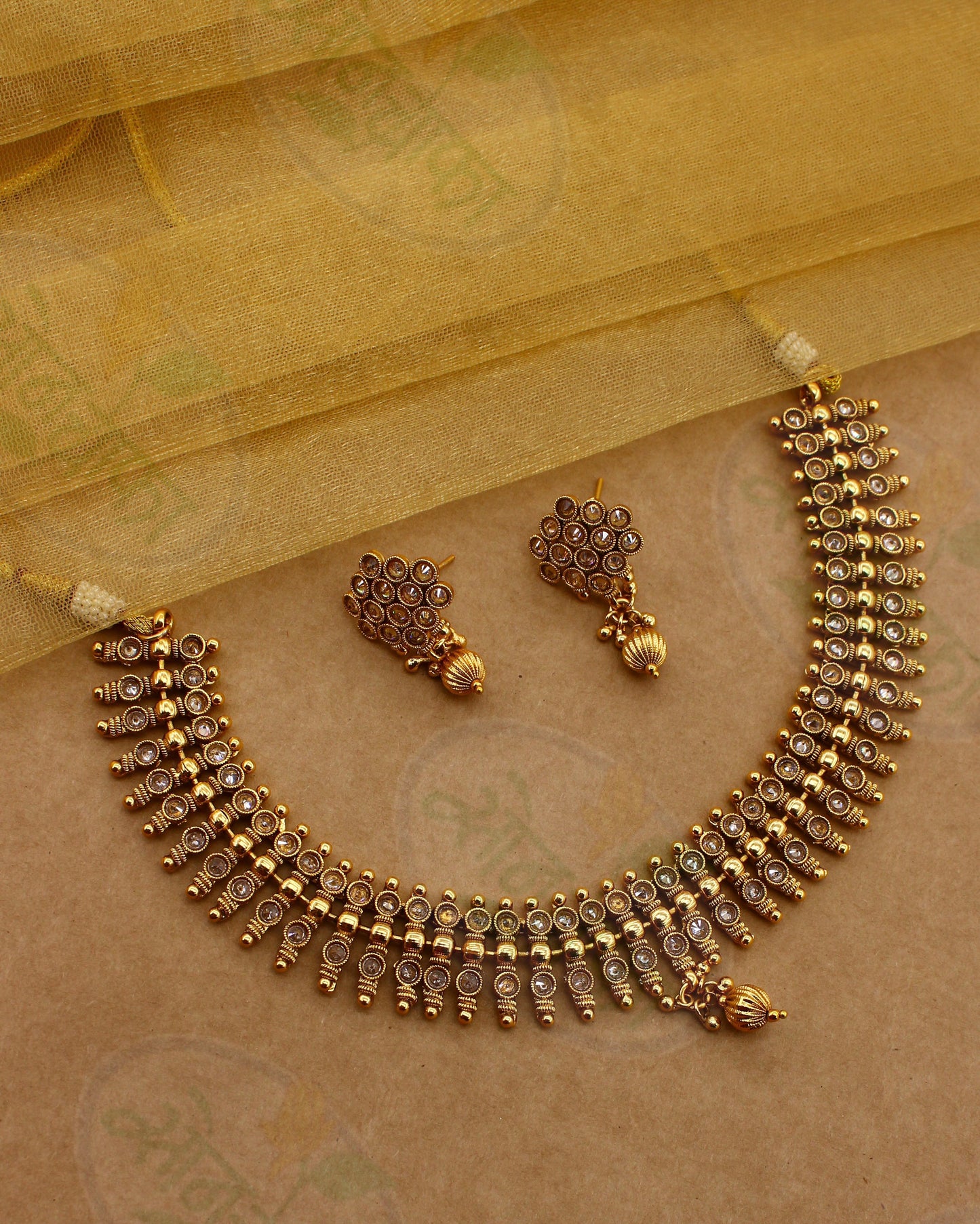 PEARL BEADS DESIGNERB NECKLACE