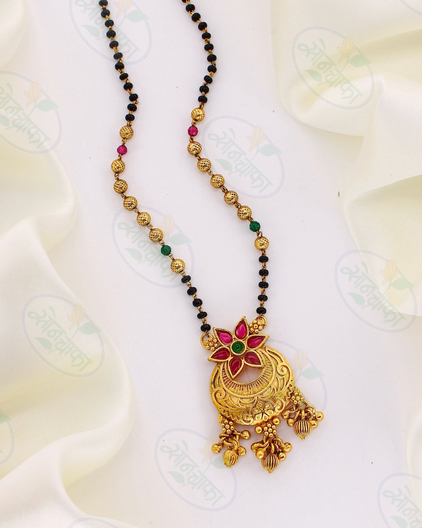 GLORIOUS AHILYA MANGALSUTRA