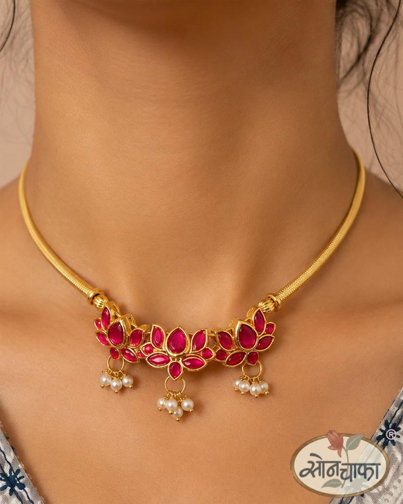 LOTUS CHARM PEARLSARI NECKLACE