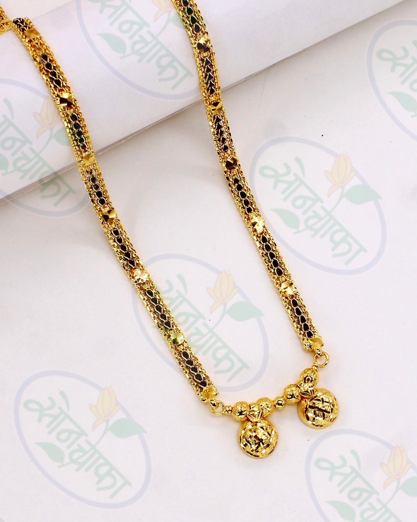 STATELY WATI PENDANT MANGALSUTRA