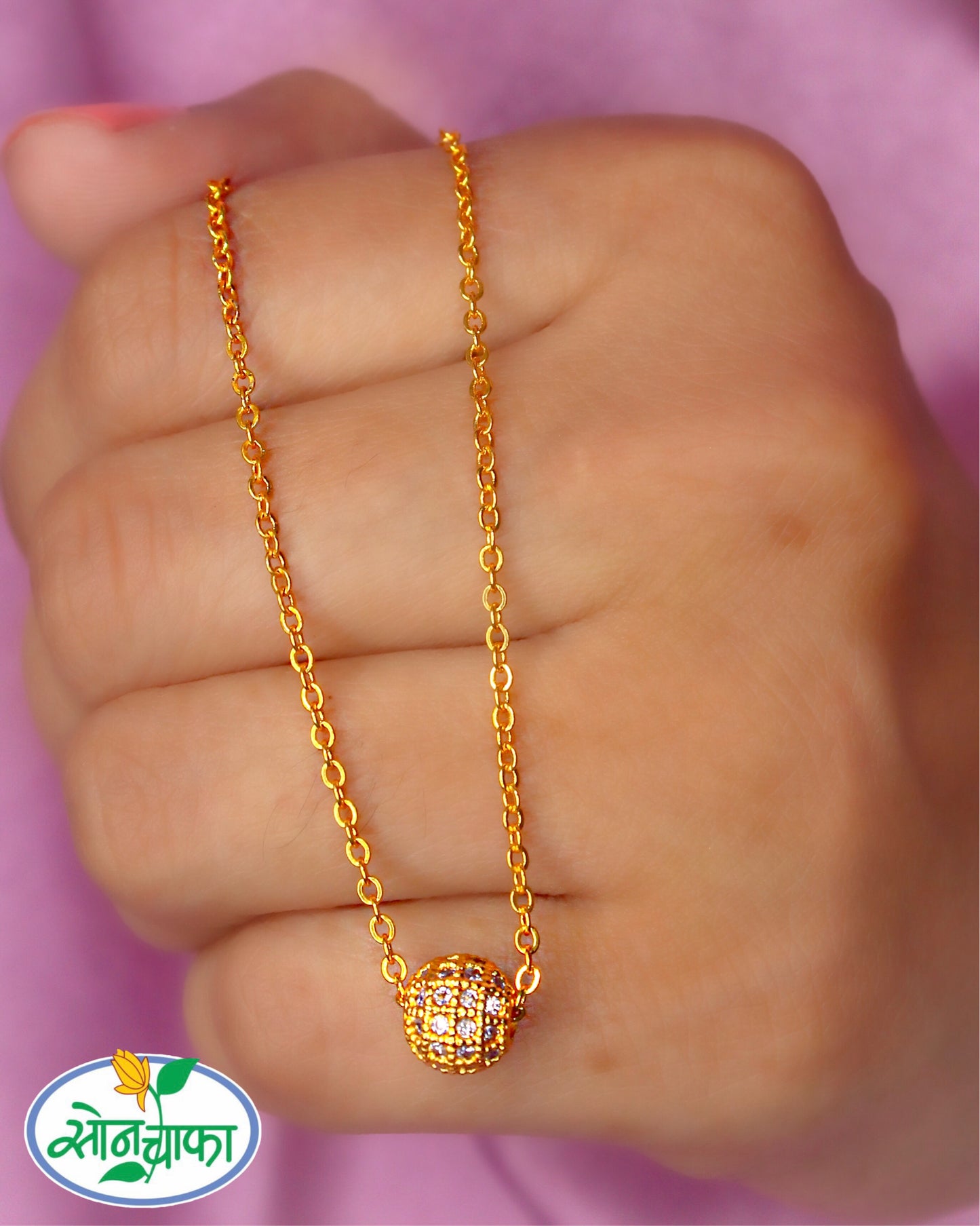 DAINTY ELEGANCE GOLDEN CHAIN