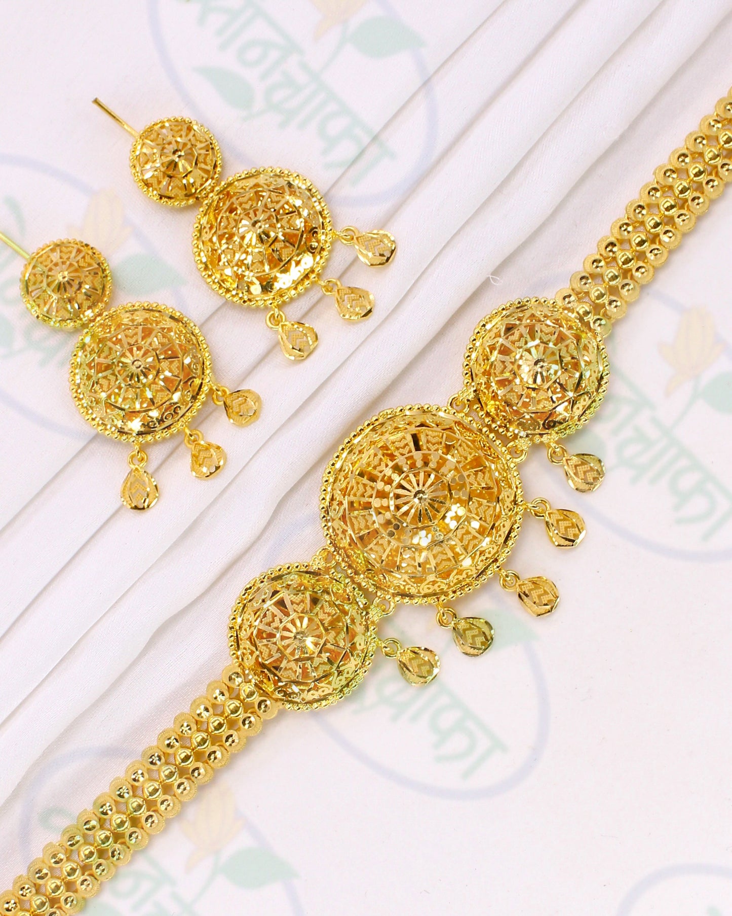 CIRCLE DESIGNER CHOKER SET