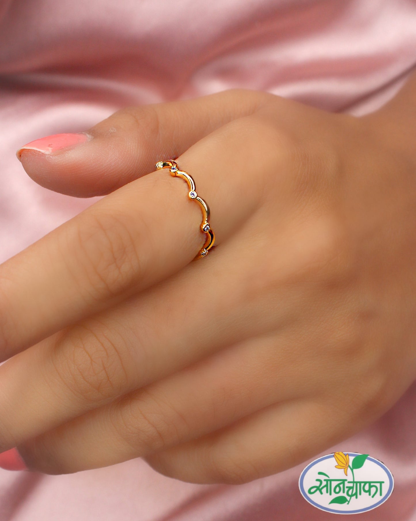 GLORIOUS DIAMOND RING