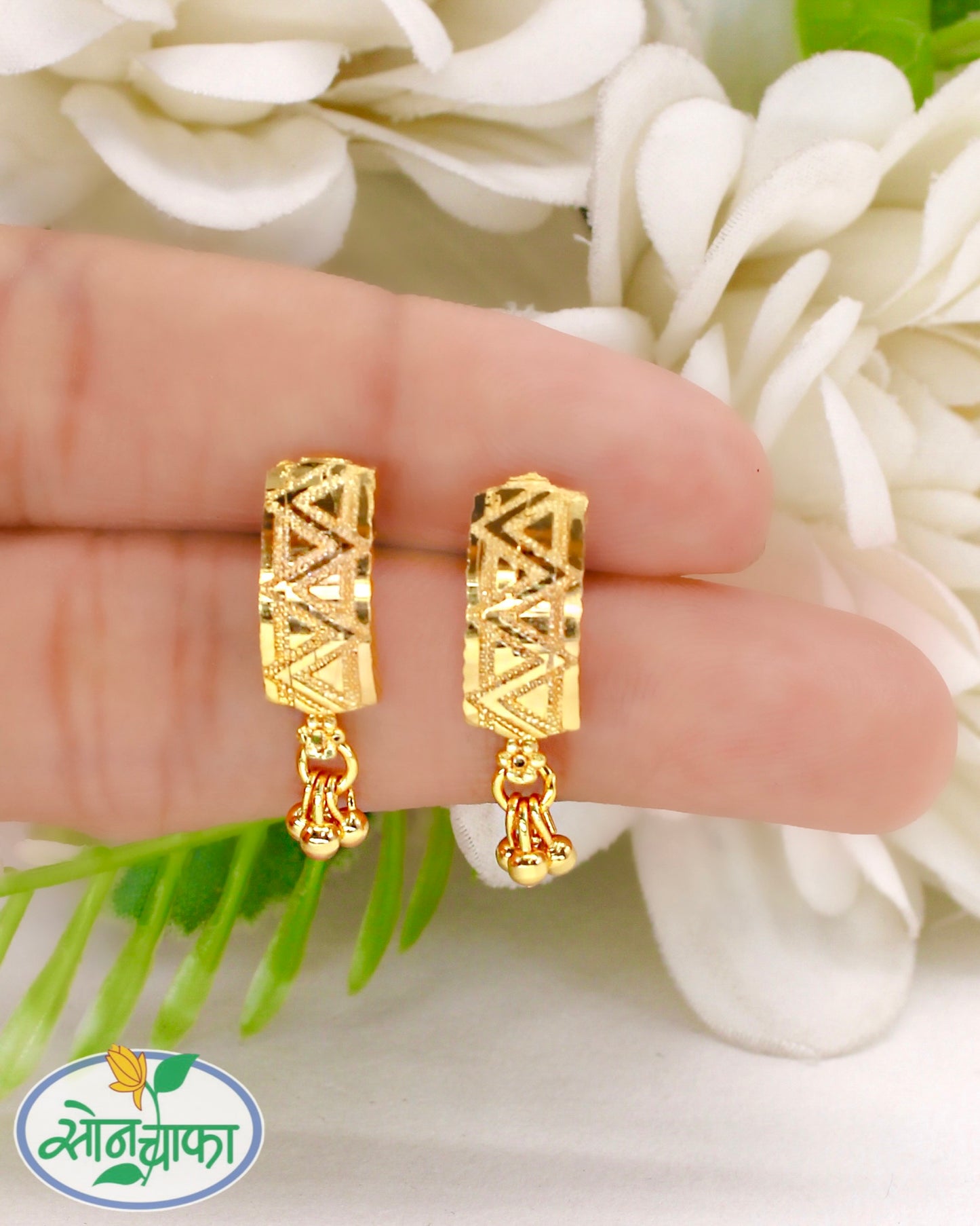 DAZZING GRACE DROP EARRINGS
