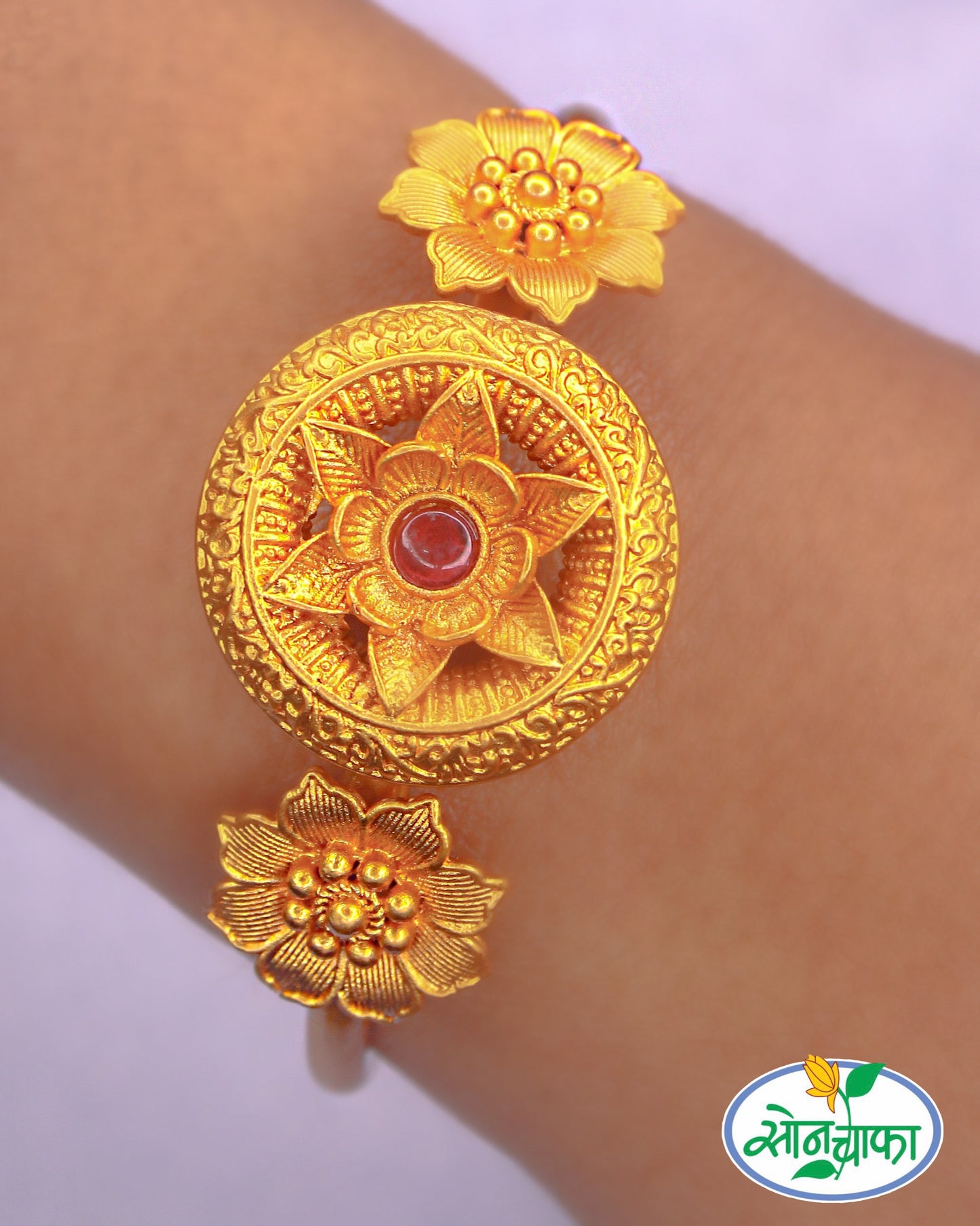 FLORAL DESIGNER KADA