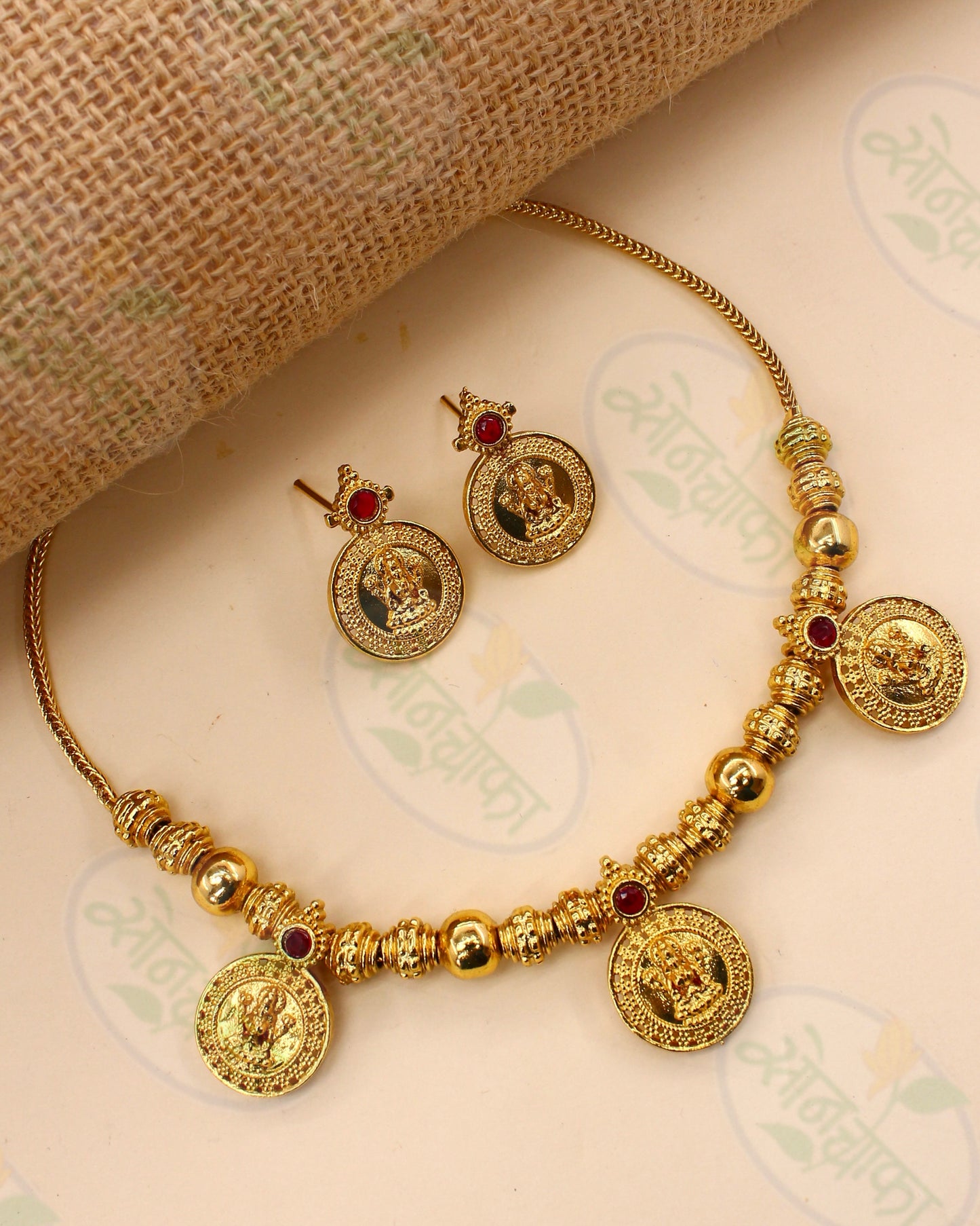 TEMPLE DESIGNER NECKLACE