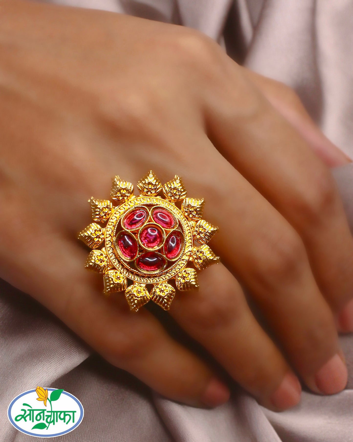 KEMP STONE DESIGNER FINGER RING