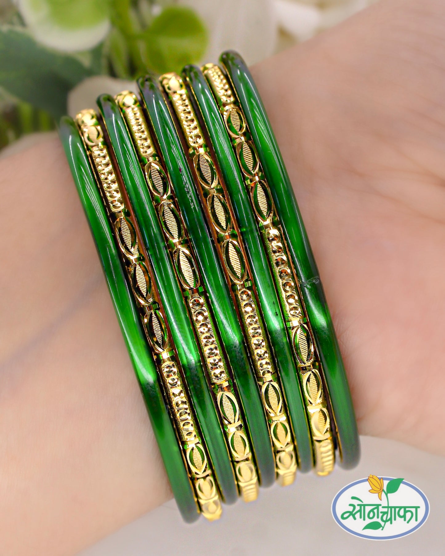 LEAF DESIGNER BANGLES
