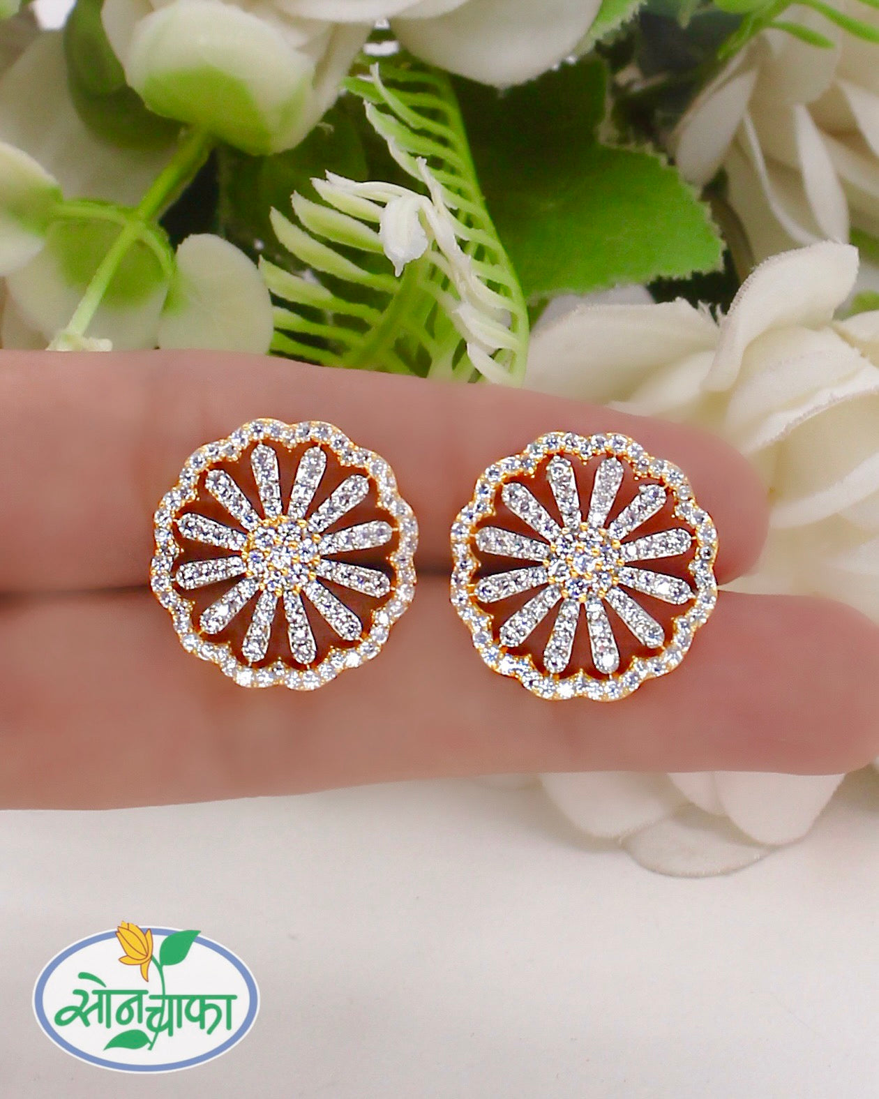 SPARKLING DIA EAR-STUDS
