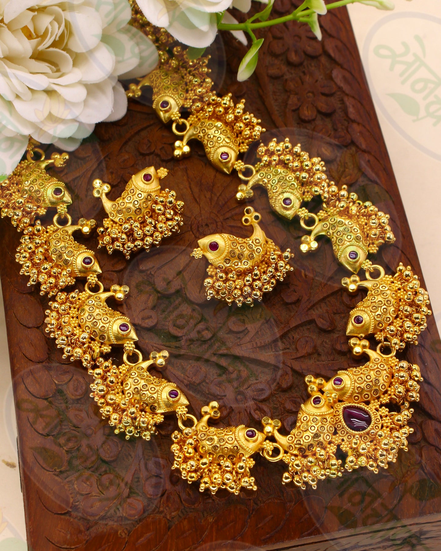 DAINTY GOLD FISH CHARM NECKLACE