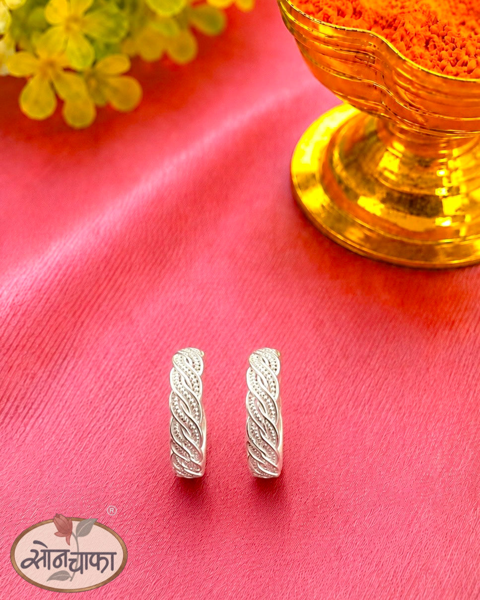 STUNNING SILVER JODAVI