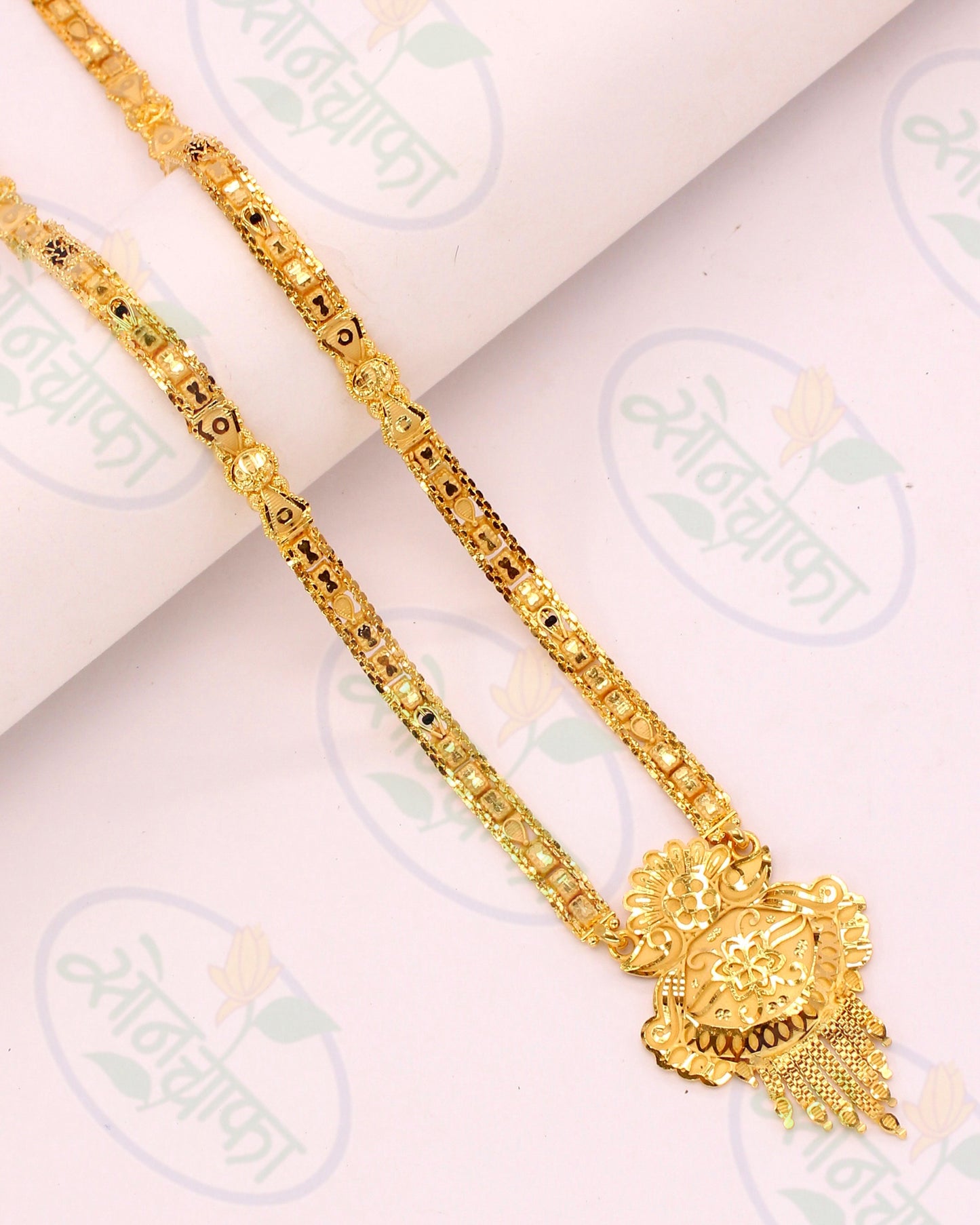 EXCLUSIVE GOLDEN MANGALSUTRA