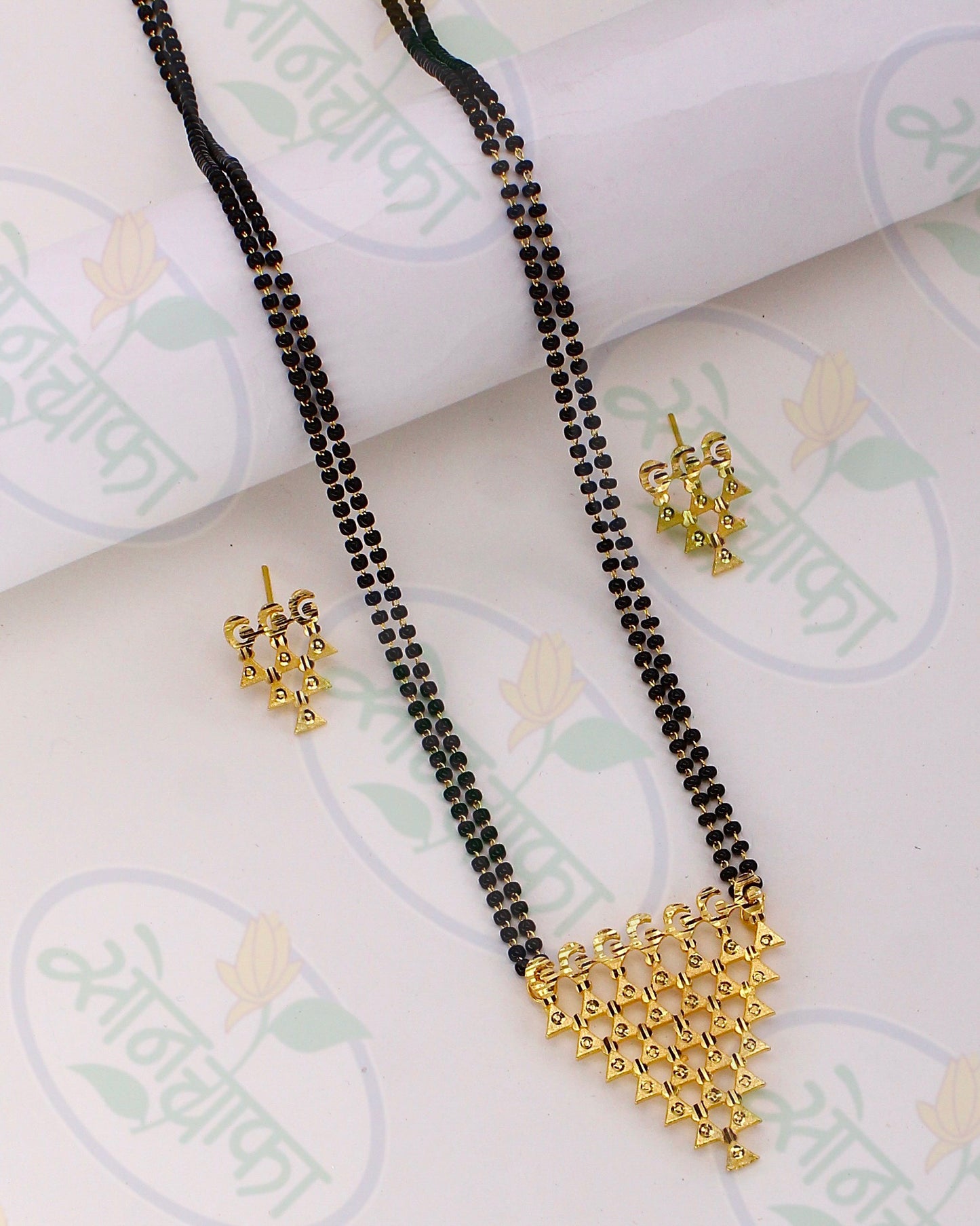 ANTIQUE SARSWATI MANGALSUTRA