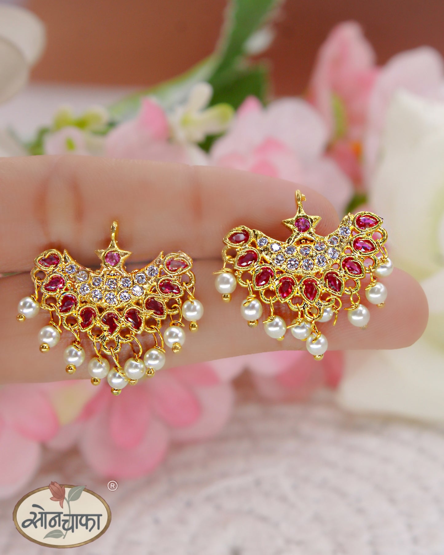 DELICATE DESIGNER EARRINGS