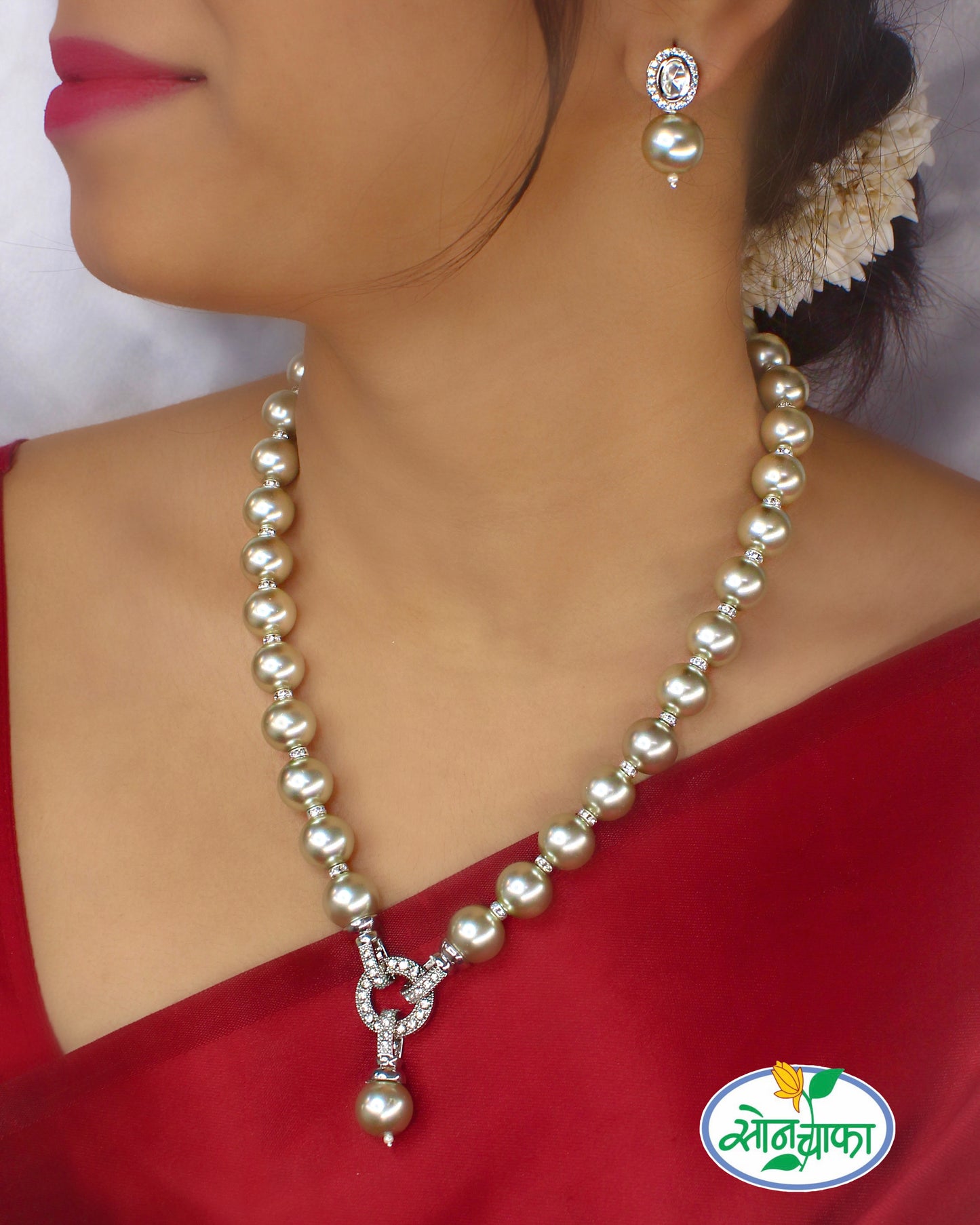 ROYAL PEARL NECKLACE