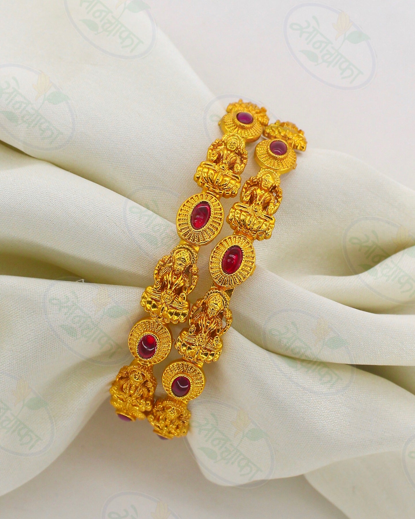 TEMPLE DESIGNER BANGLES