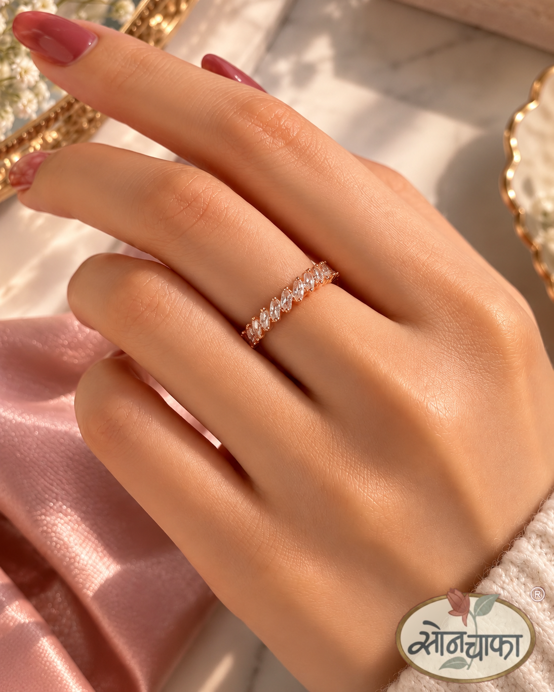 ROSE GOLD CURVE RING