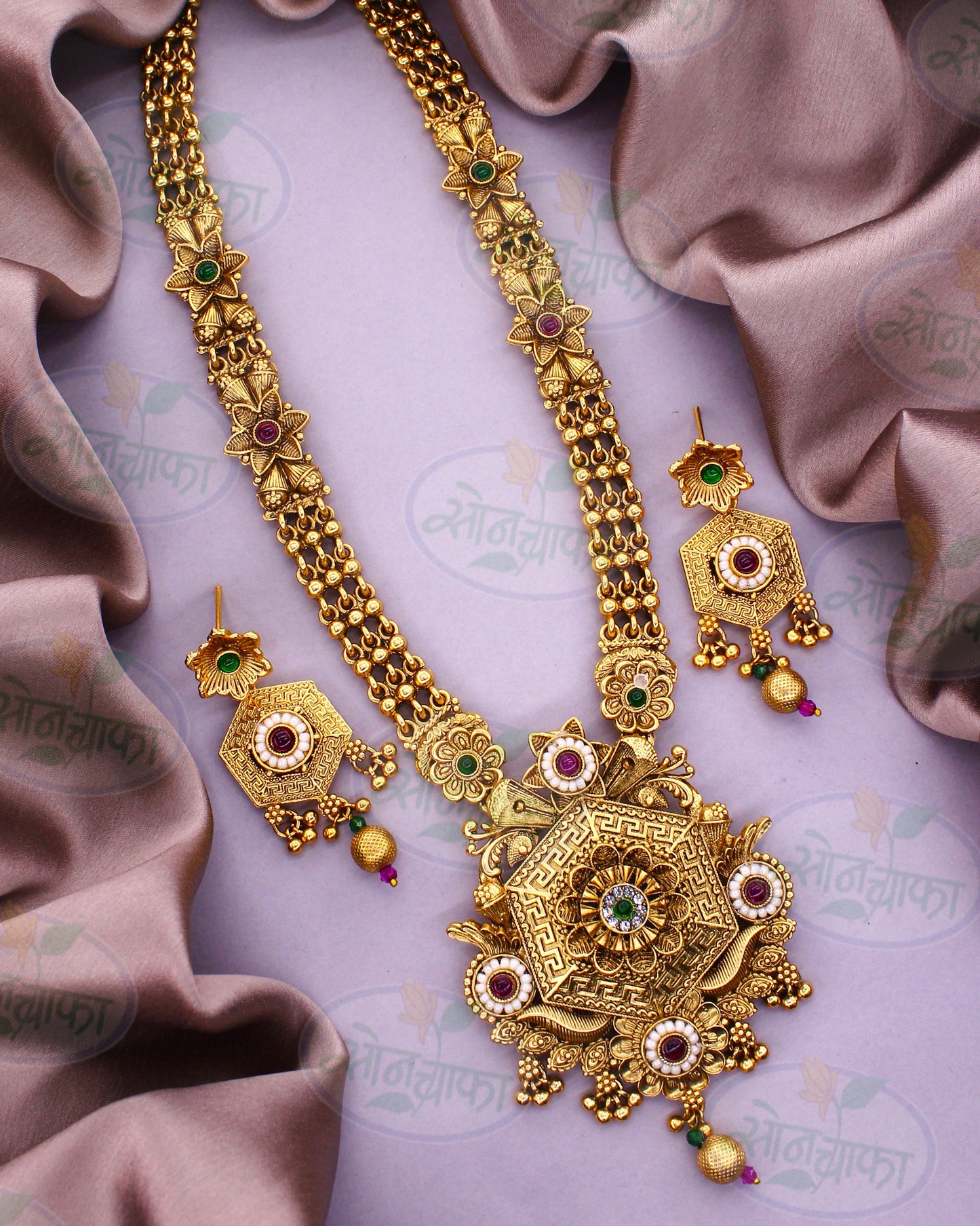 ENCHANTING RAJWADI NECKLACE