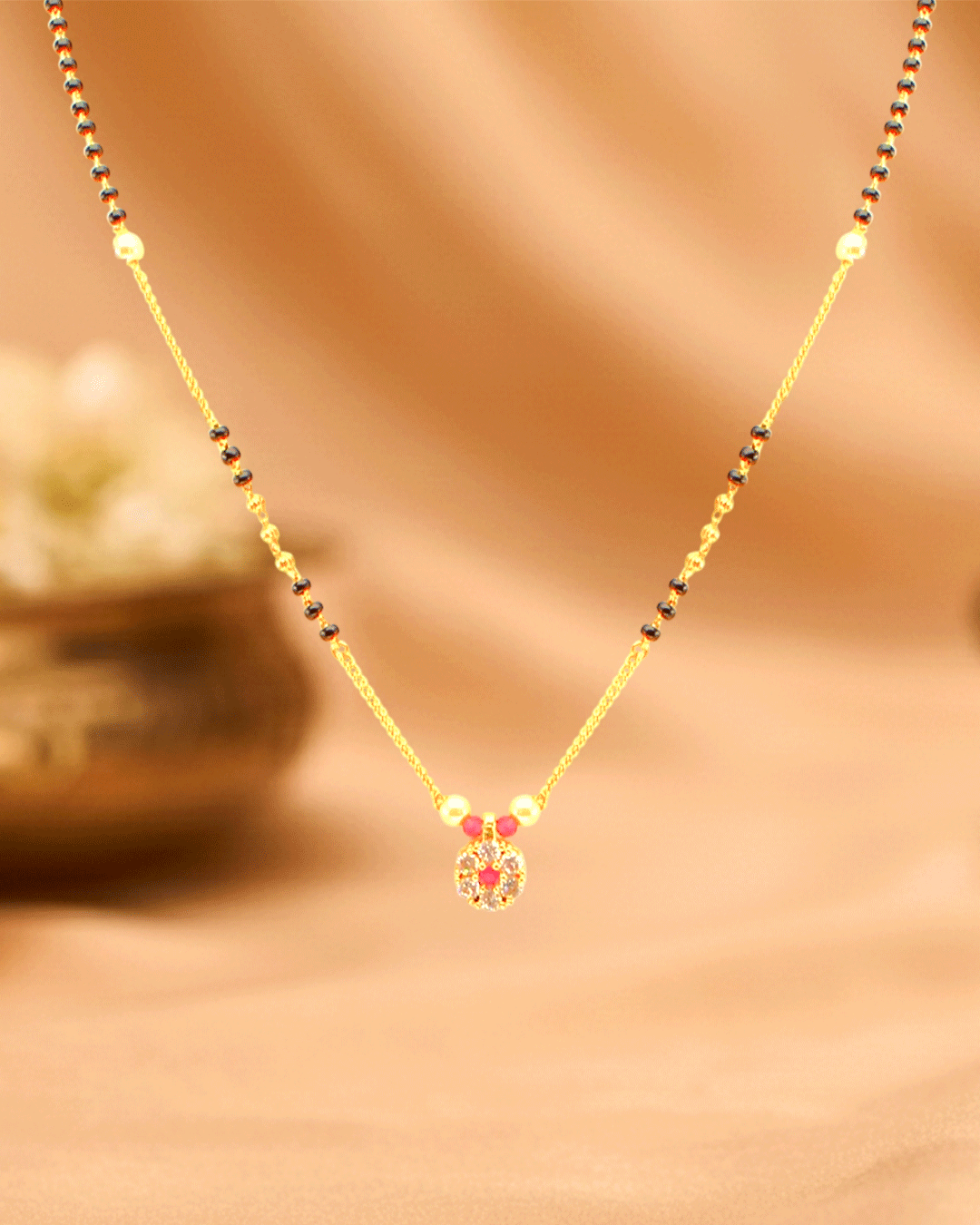 SAPRKLING SIMPLICITY MANGALSUTRA