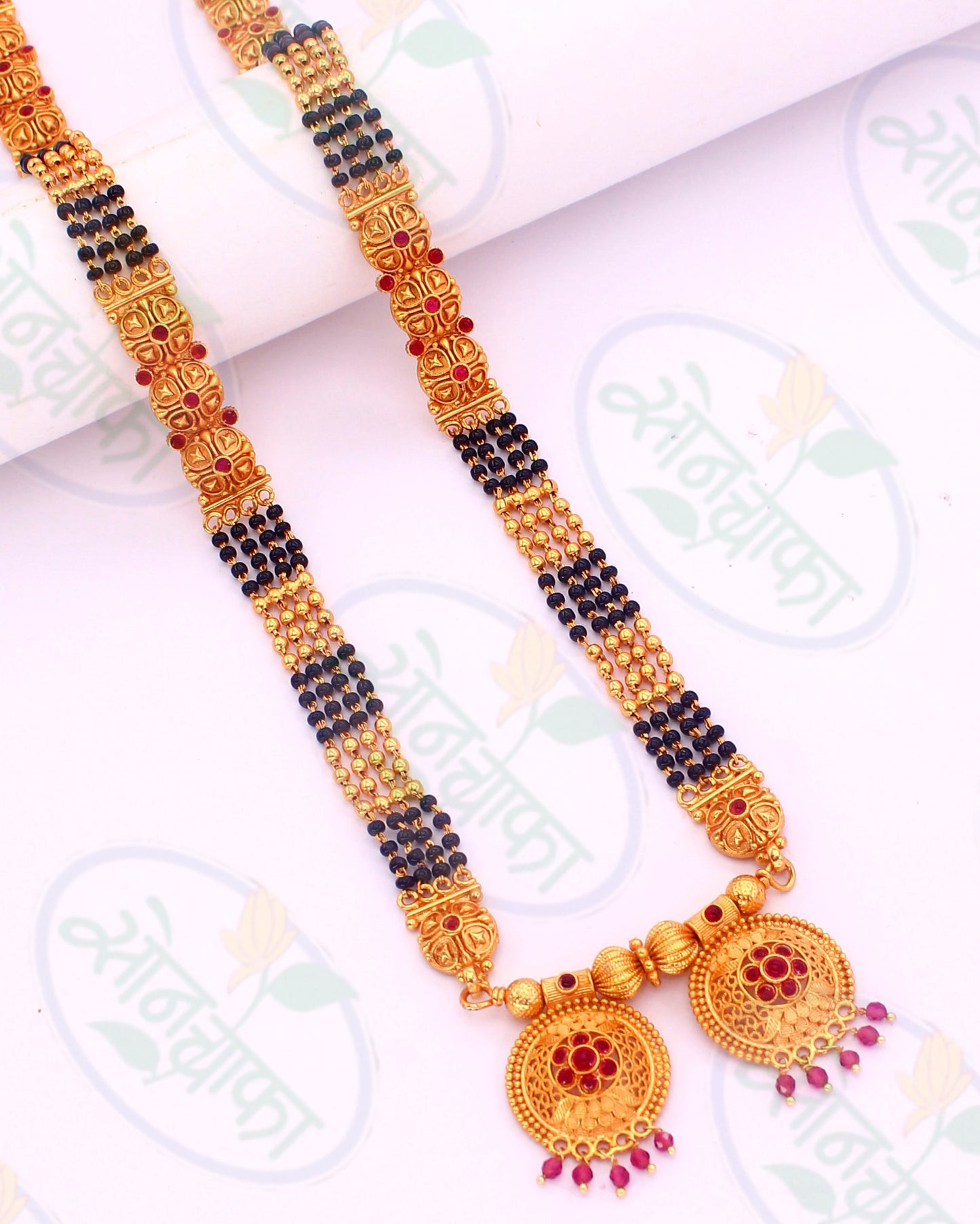 BEAUTIFUL WATI PENDANT MANGALSUTRA