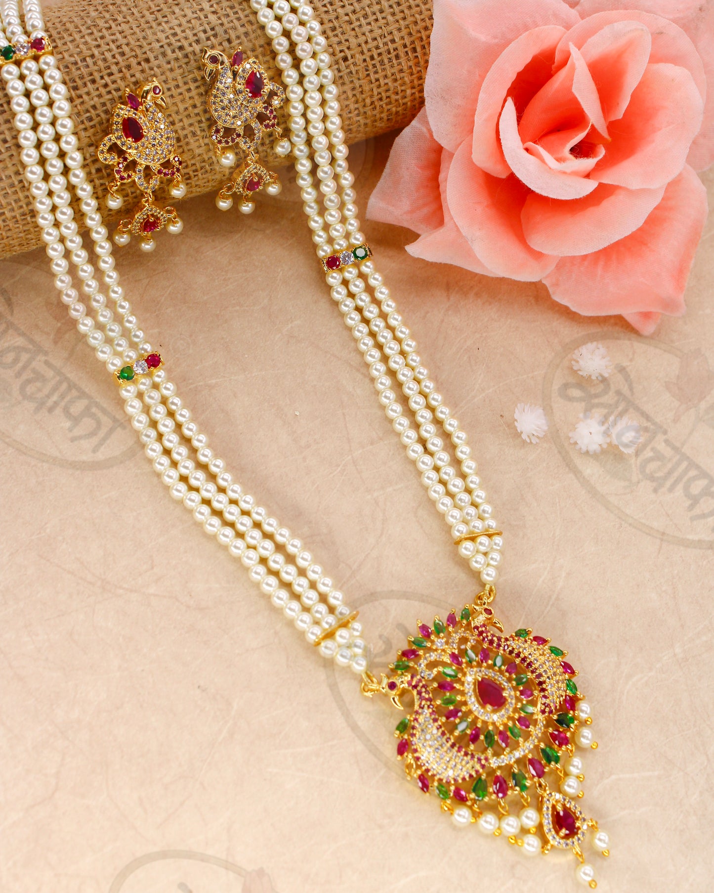 BEAUTIFUL PEACOCK NECKLACE