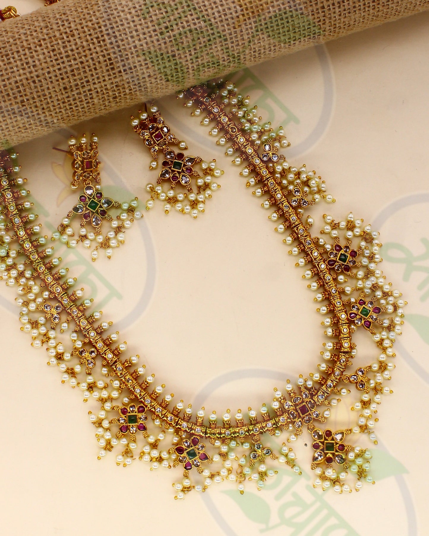 DAZZLING RAJASI NECKLACE SET
