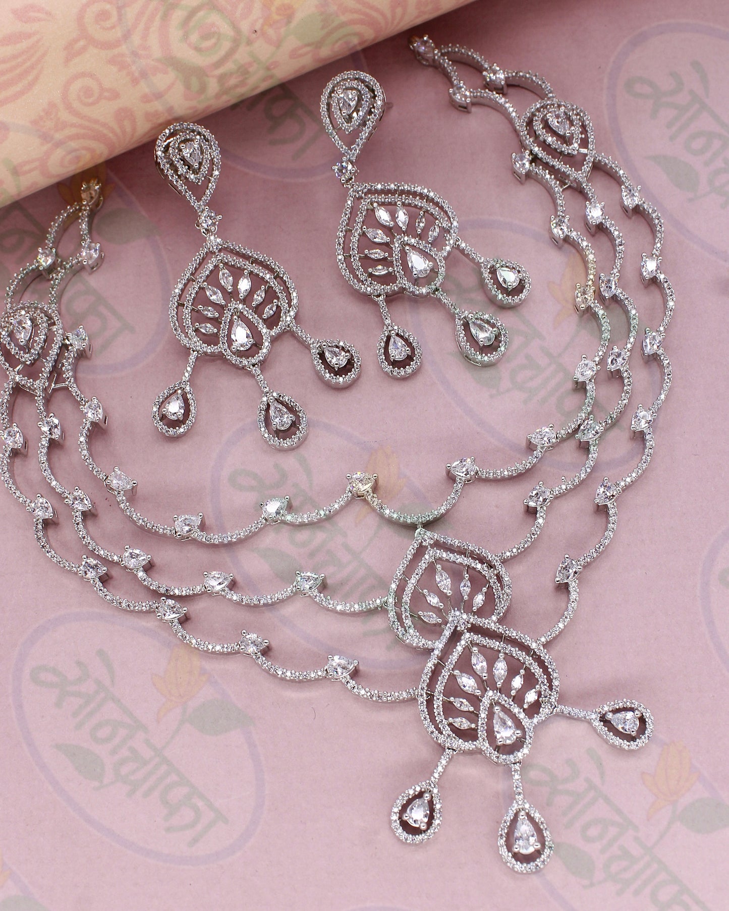 WEDDING DIAMOND NECKLACE SET