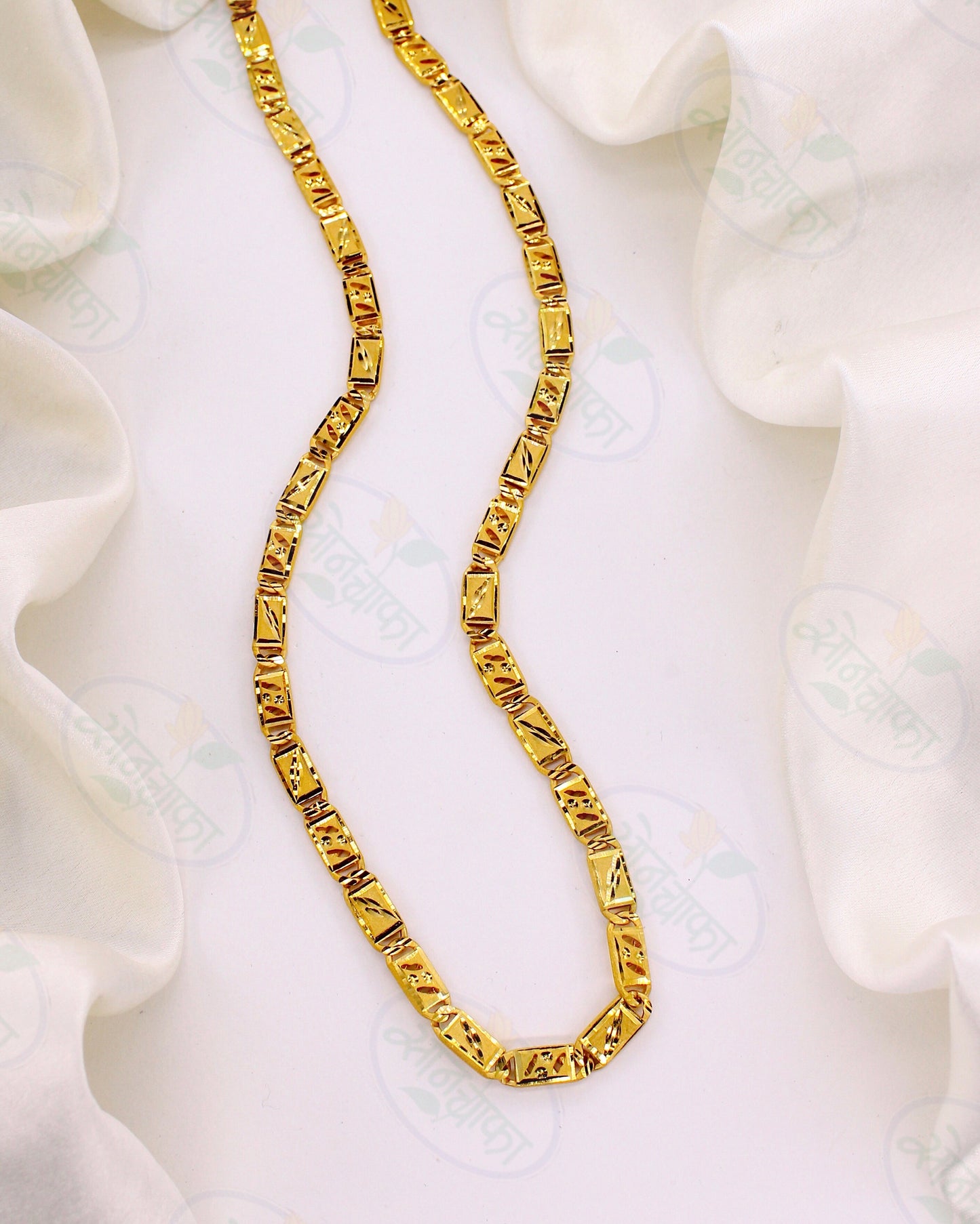 TEXTURED GOLD PLATED CHAIN