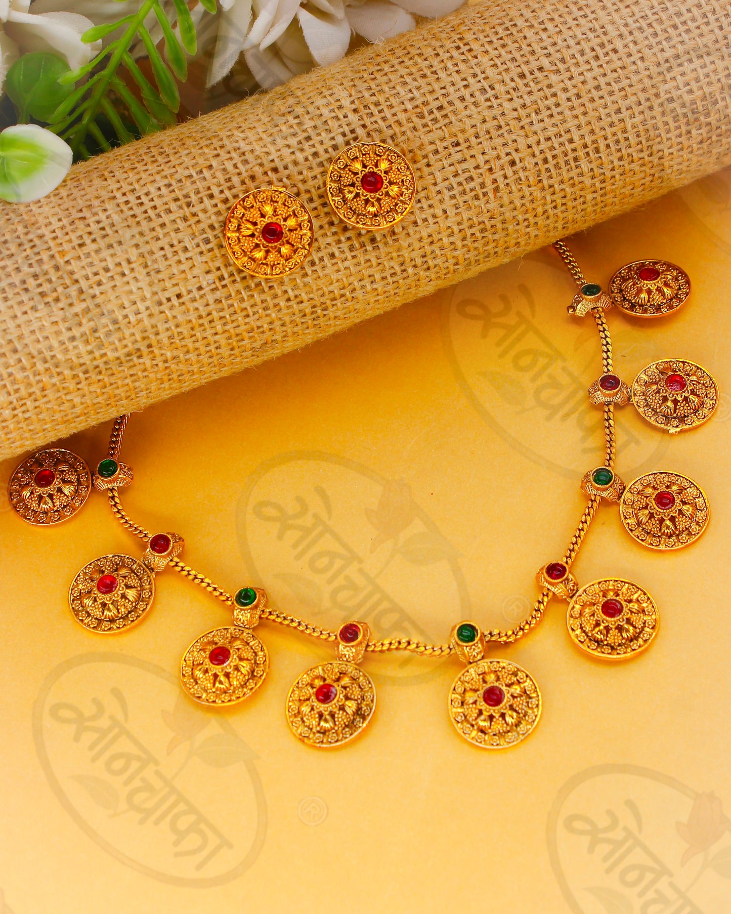 CLASSIC PESHWAI NECKLACE