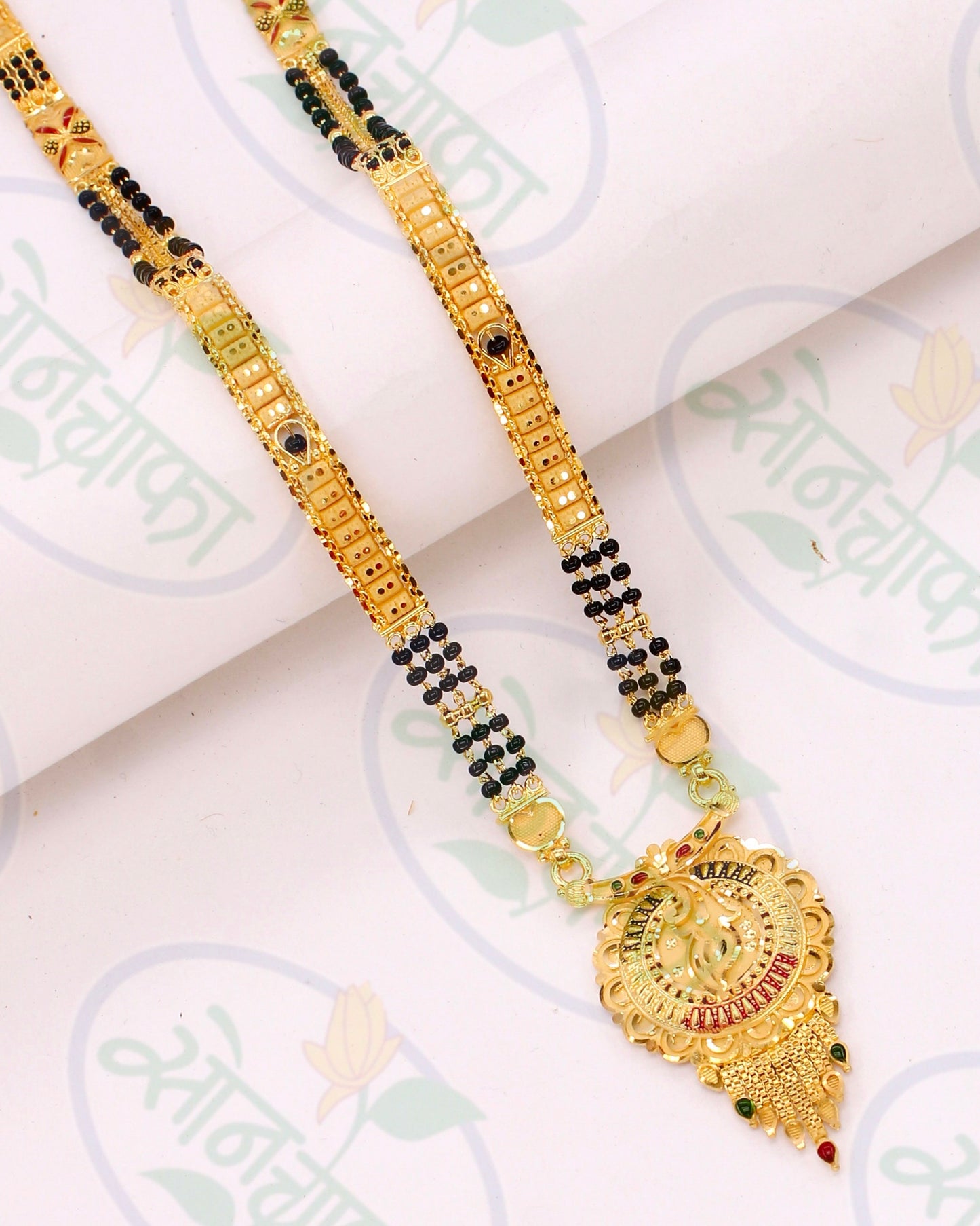 ELEGANT GOLD PALTED MANGALSUTRA