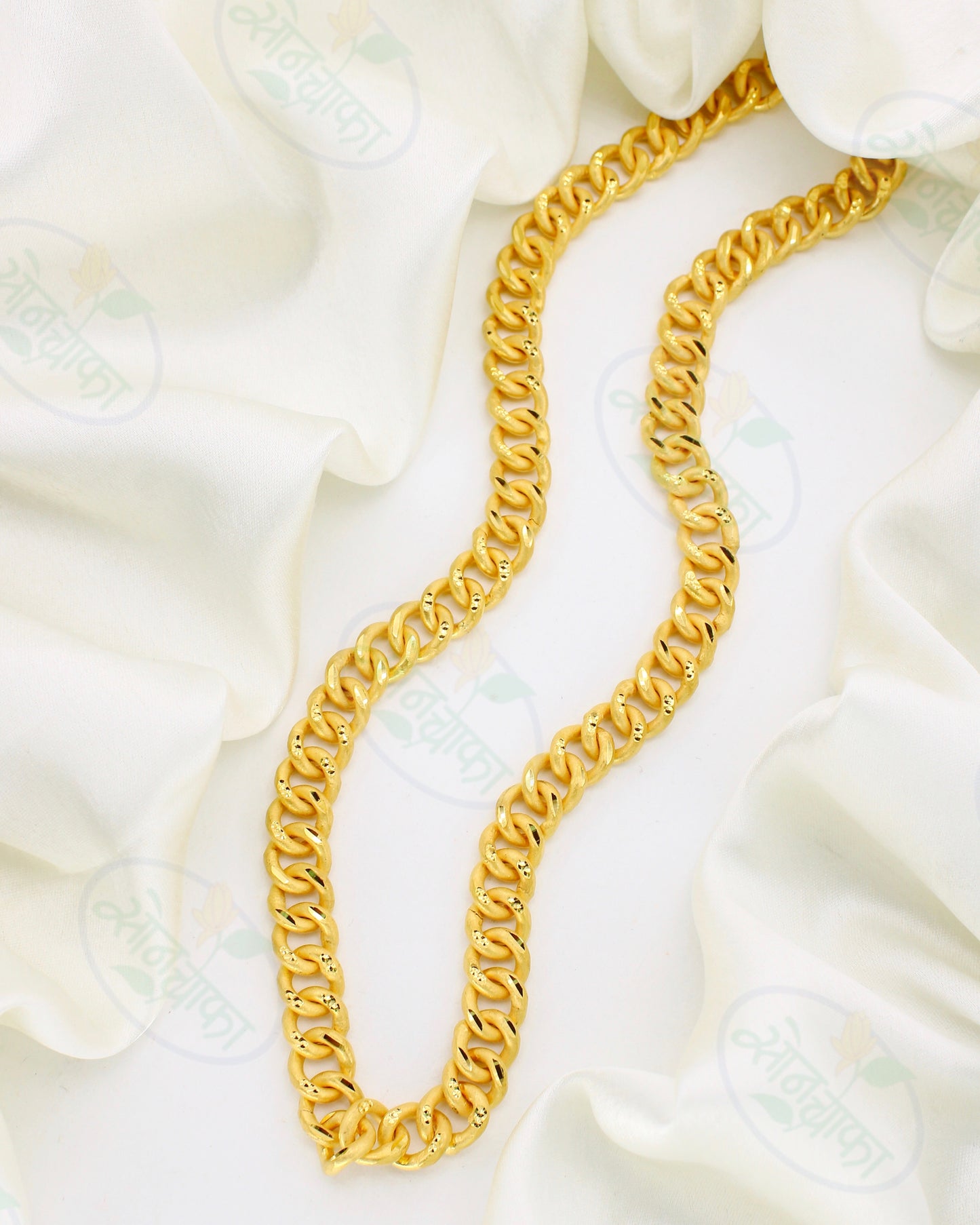RADIANT LINK GOLD PLATED CHAIN