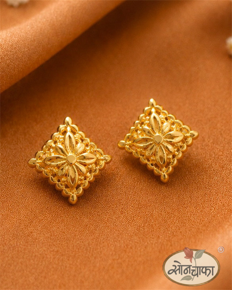 TRENDY GOLD PLATED EARRING