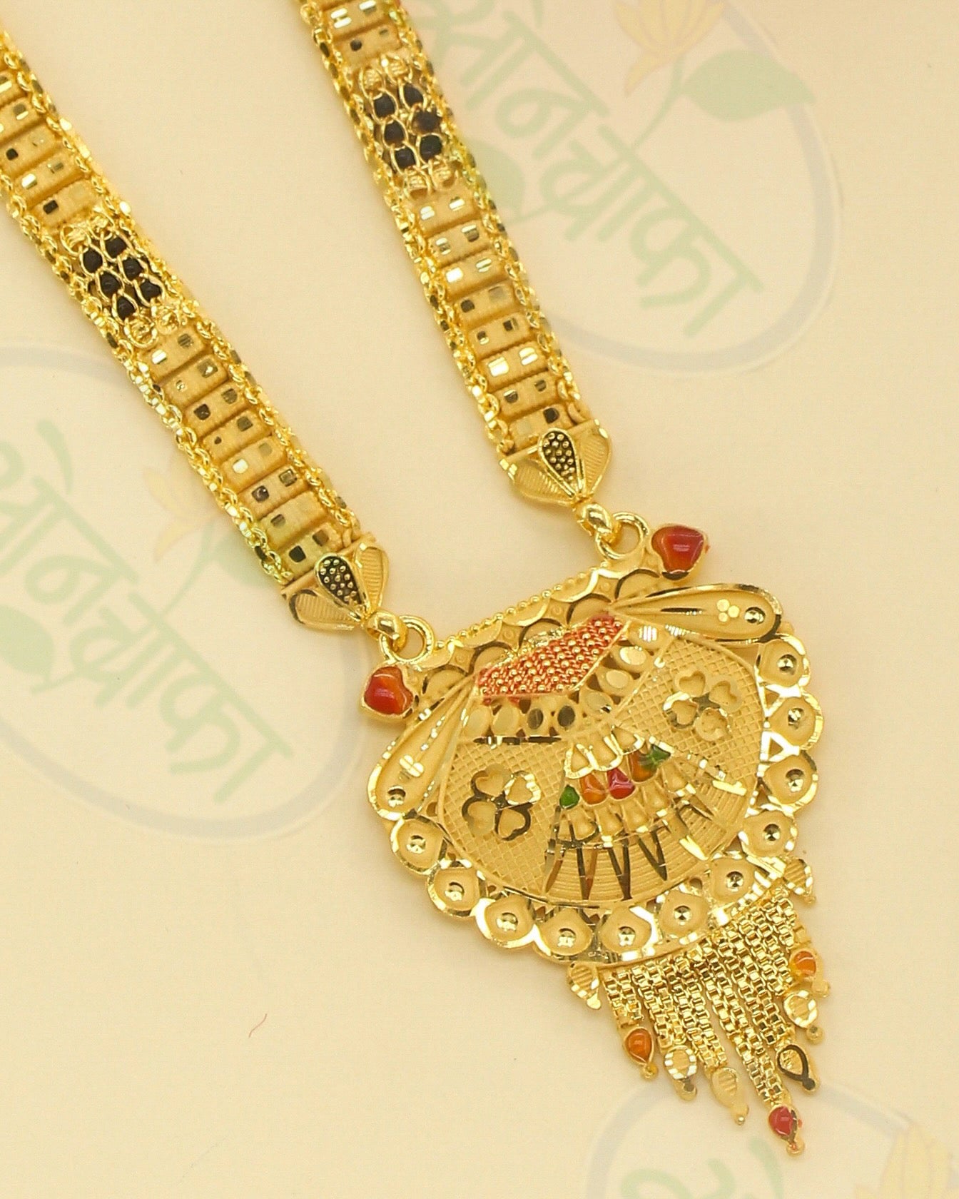 PRETTY BLACK BEADS MANGALSUTRA