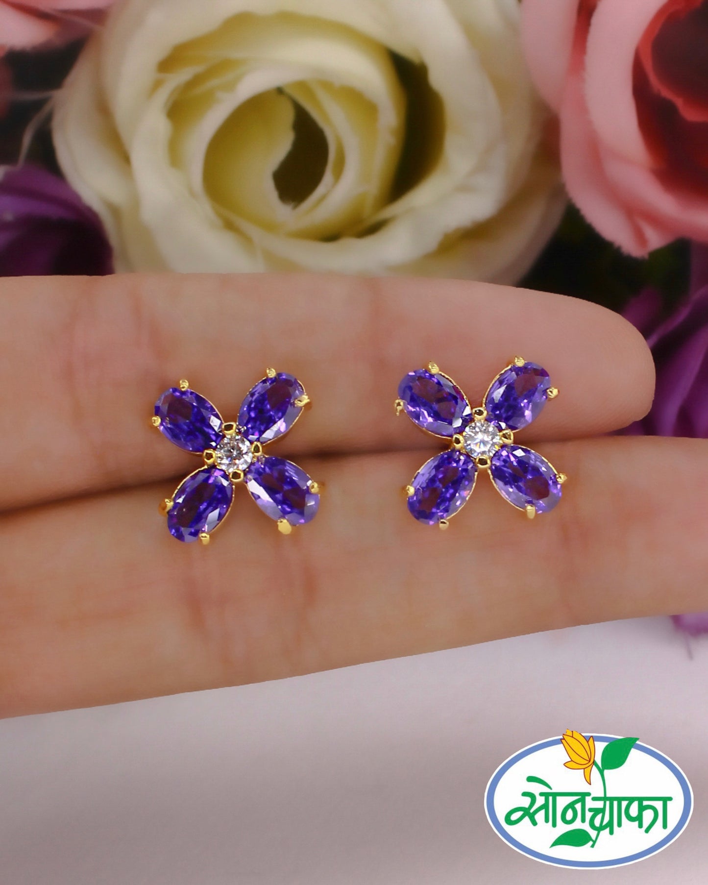 DELICATE DIAMOND EARRINGS