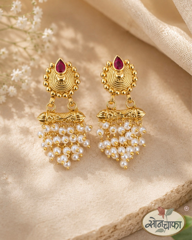 DESIGNER PEARL EARRING