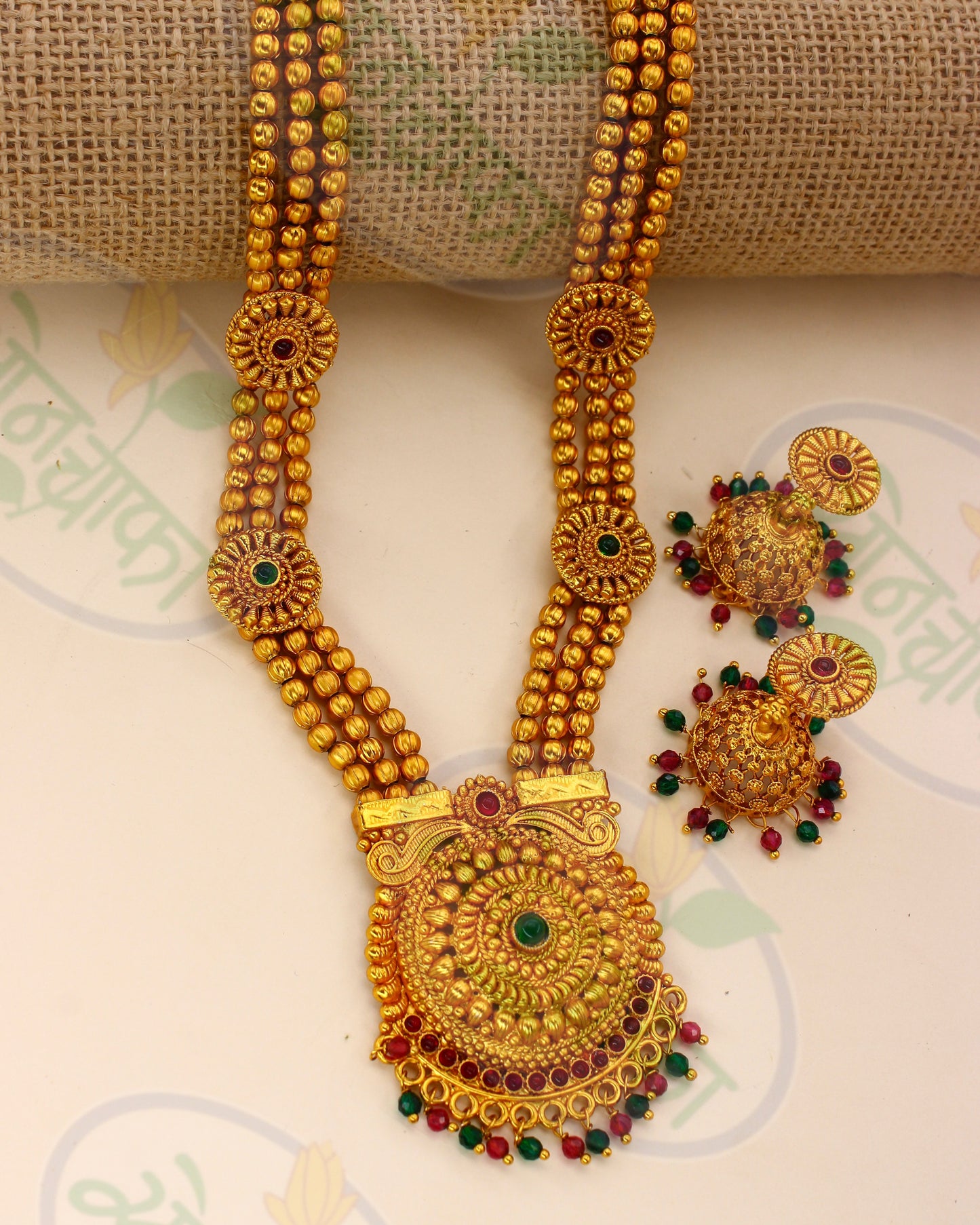 ALLURING PESHWAI NECKLACE