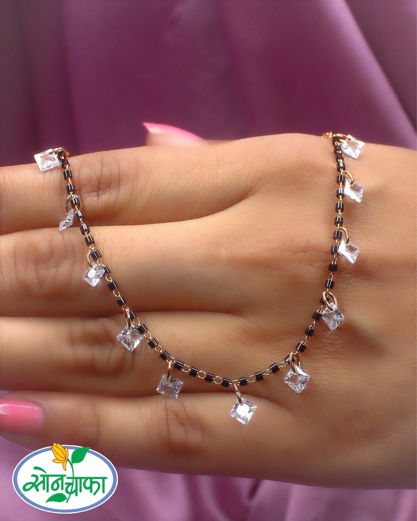 SHIMMERING SQUARE DIAMOND MANGALSUTRA