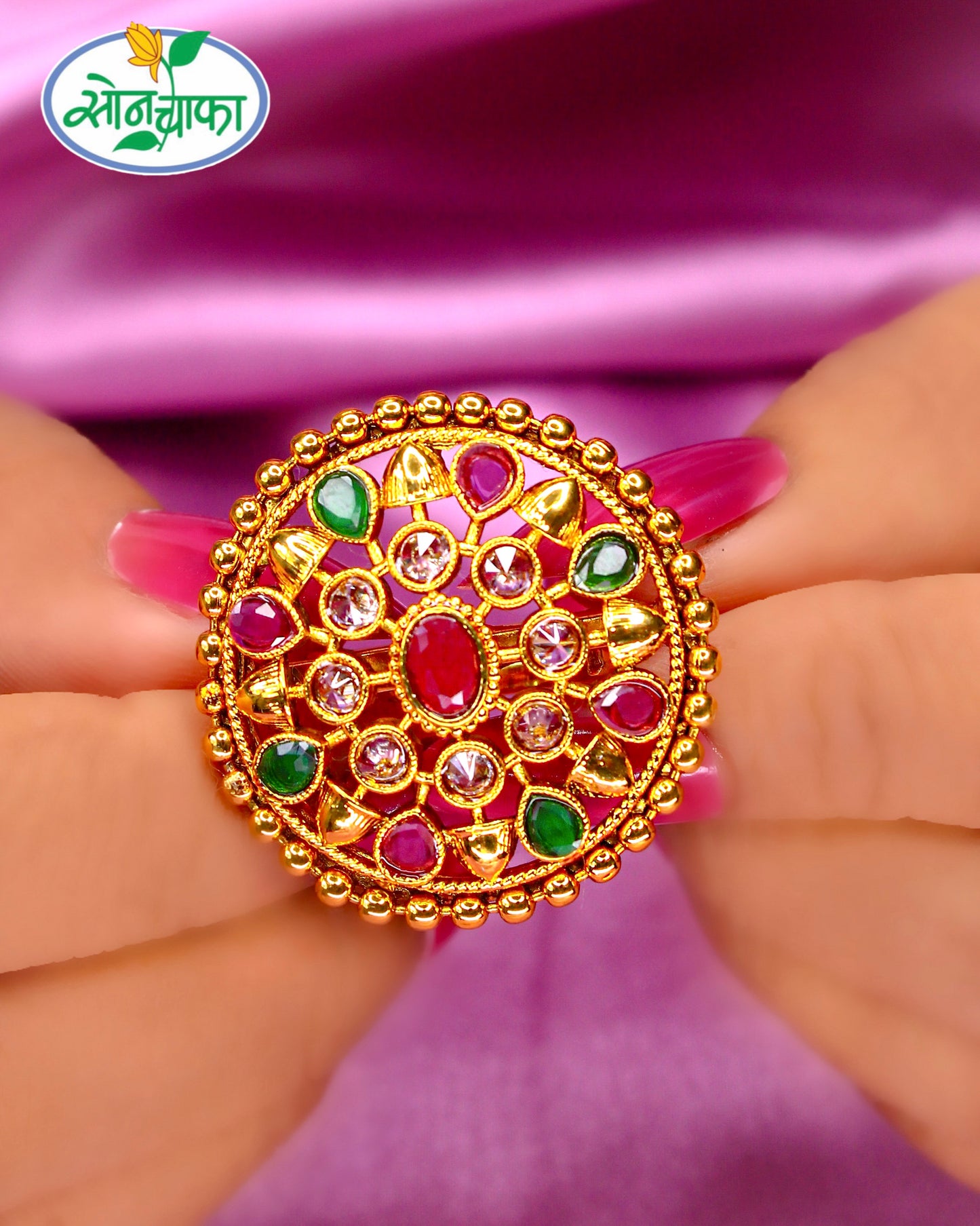 BEAUTIFUL ANTIQUE FINGER RING