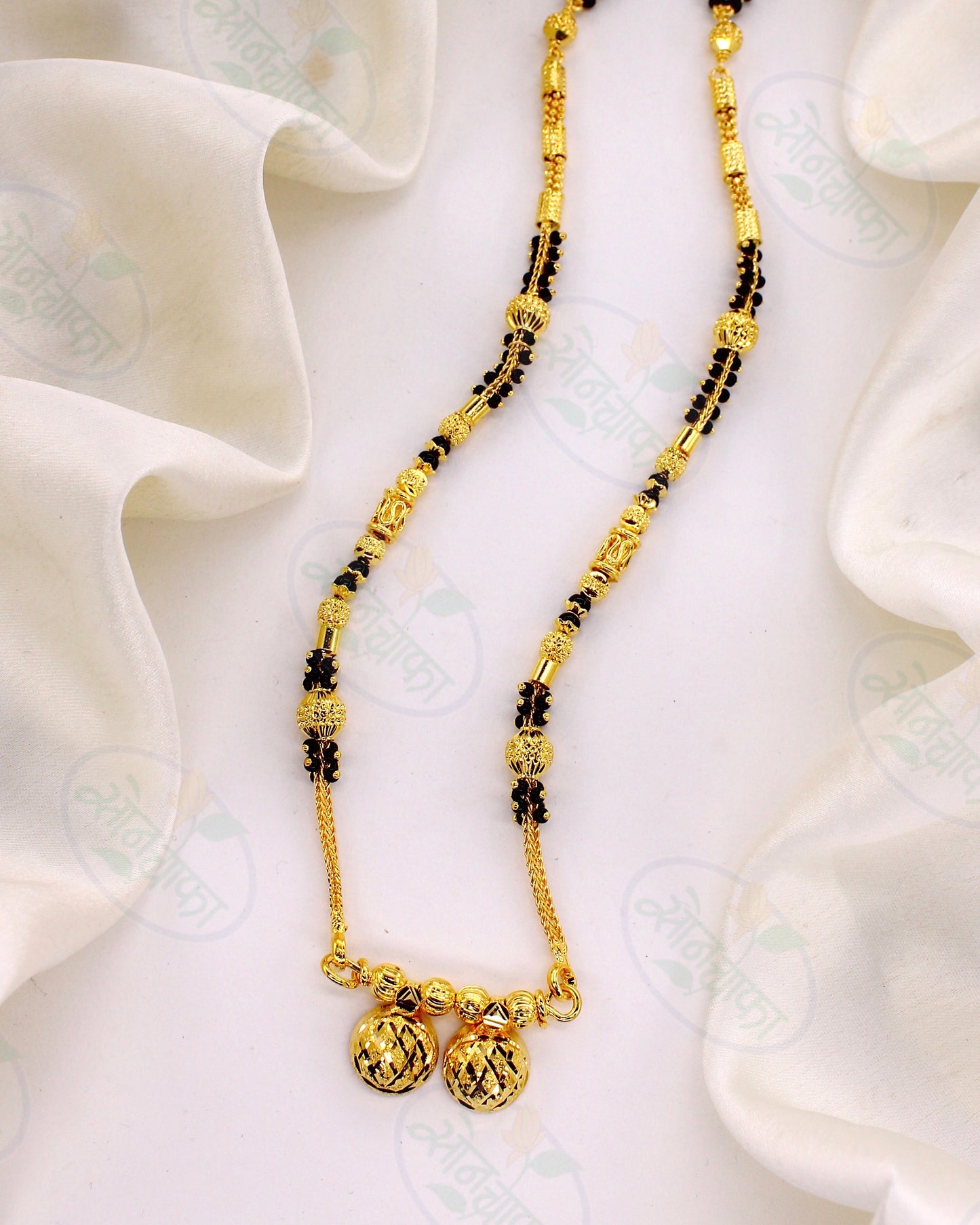 ALLURING GOLD PLATED MANGALSUTRA