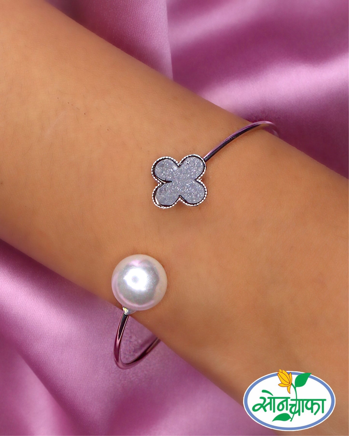 ALLURING CLASSIC DIAMOND BRACELET