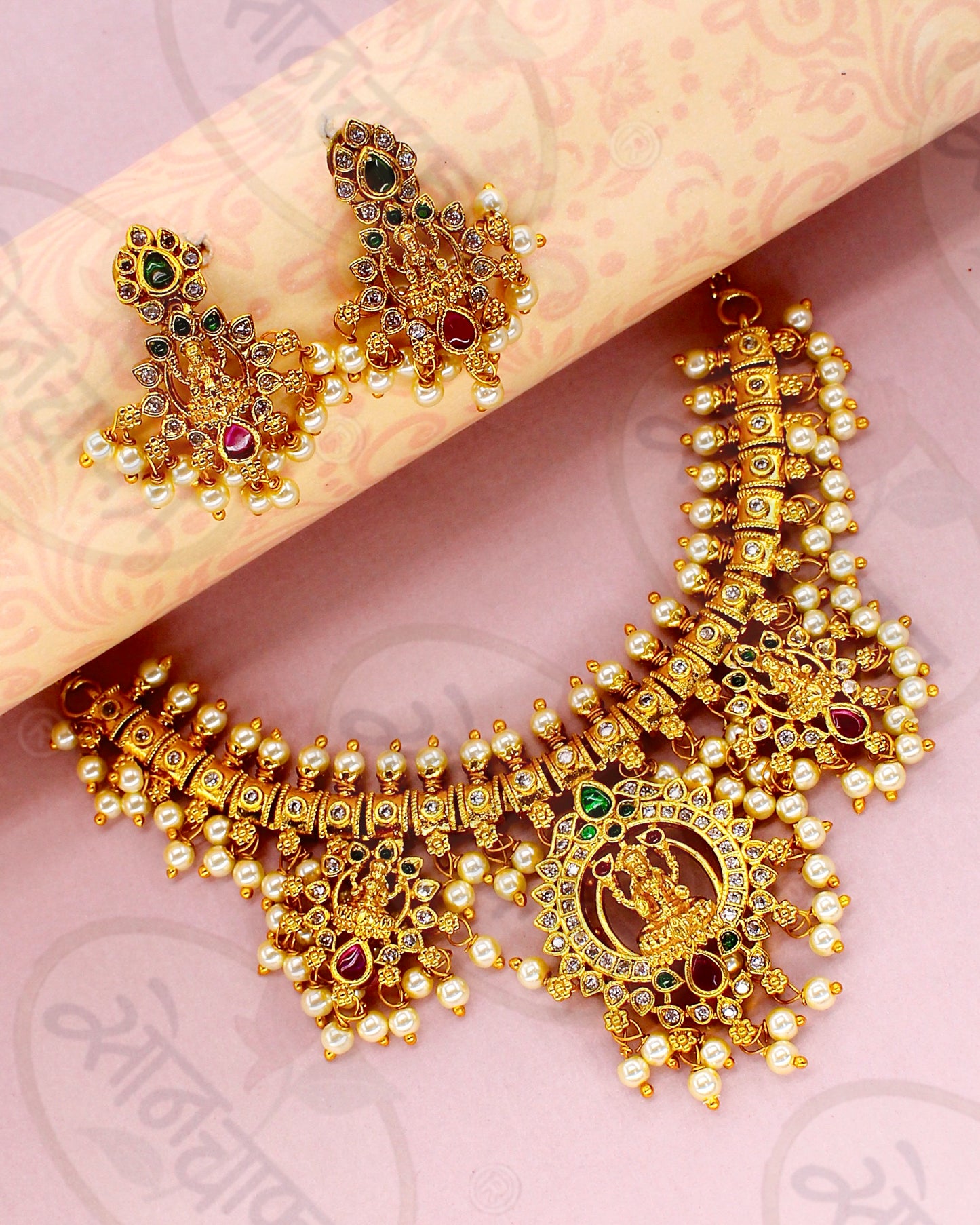 SOUTH INDIAN CHOKER SET