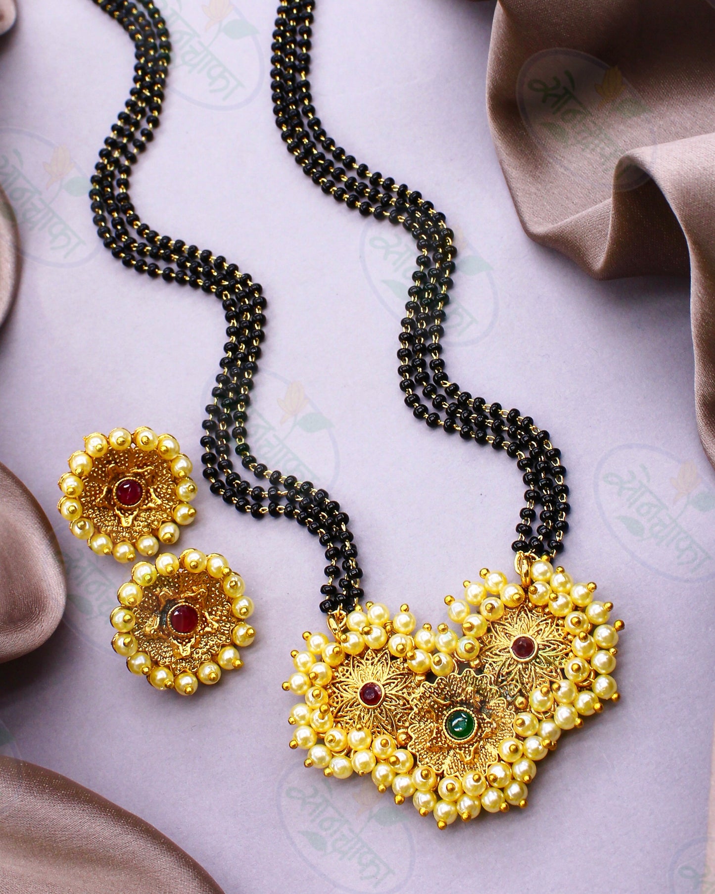ARTISTIC FLORAL PEARL MANGALSUTRA
