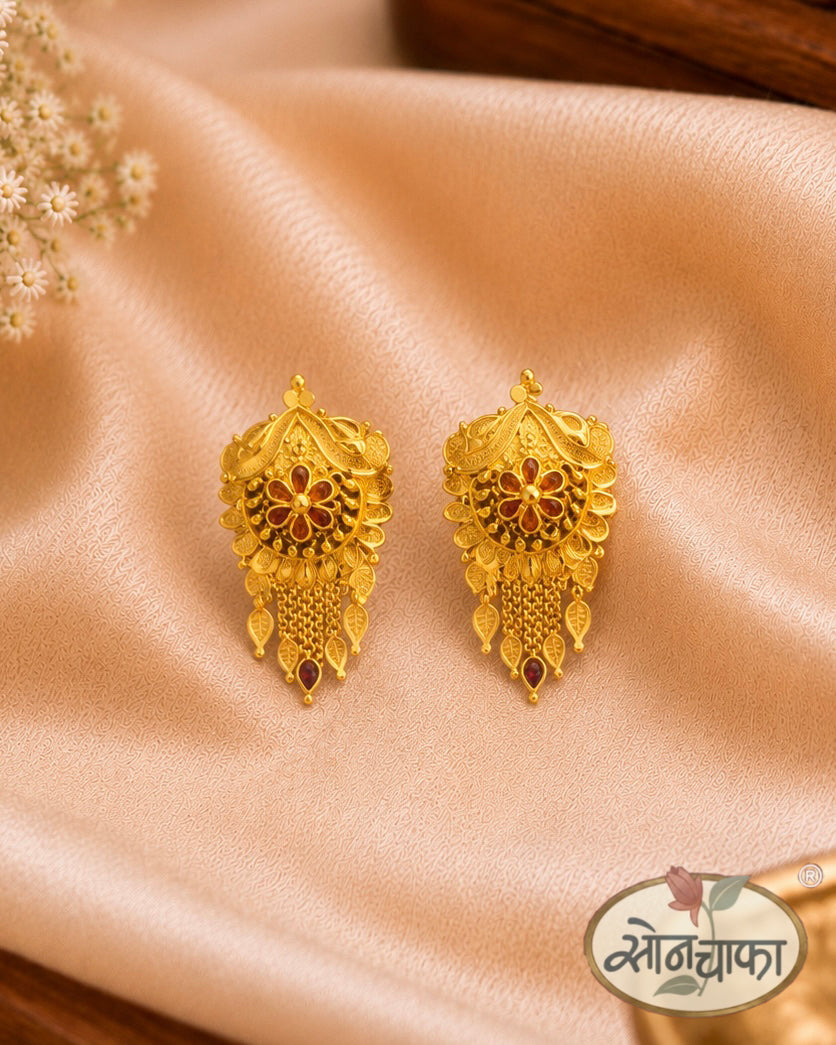 STYLISH GOLD PLATED EARRINGS