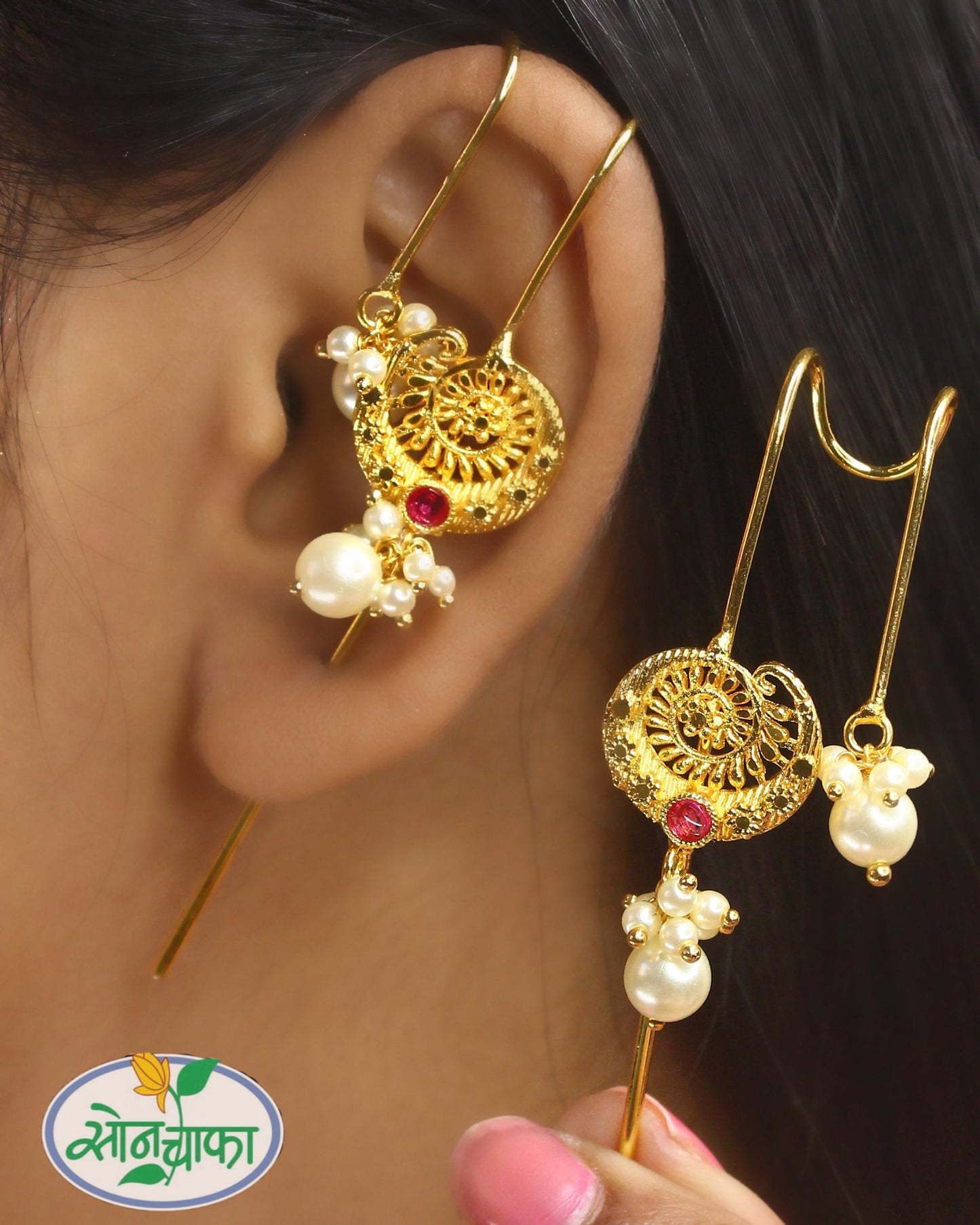 CLASSIC PEARL BEADS EAR-CUFFS