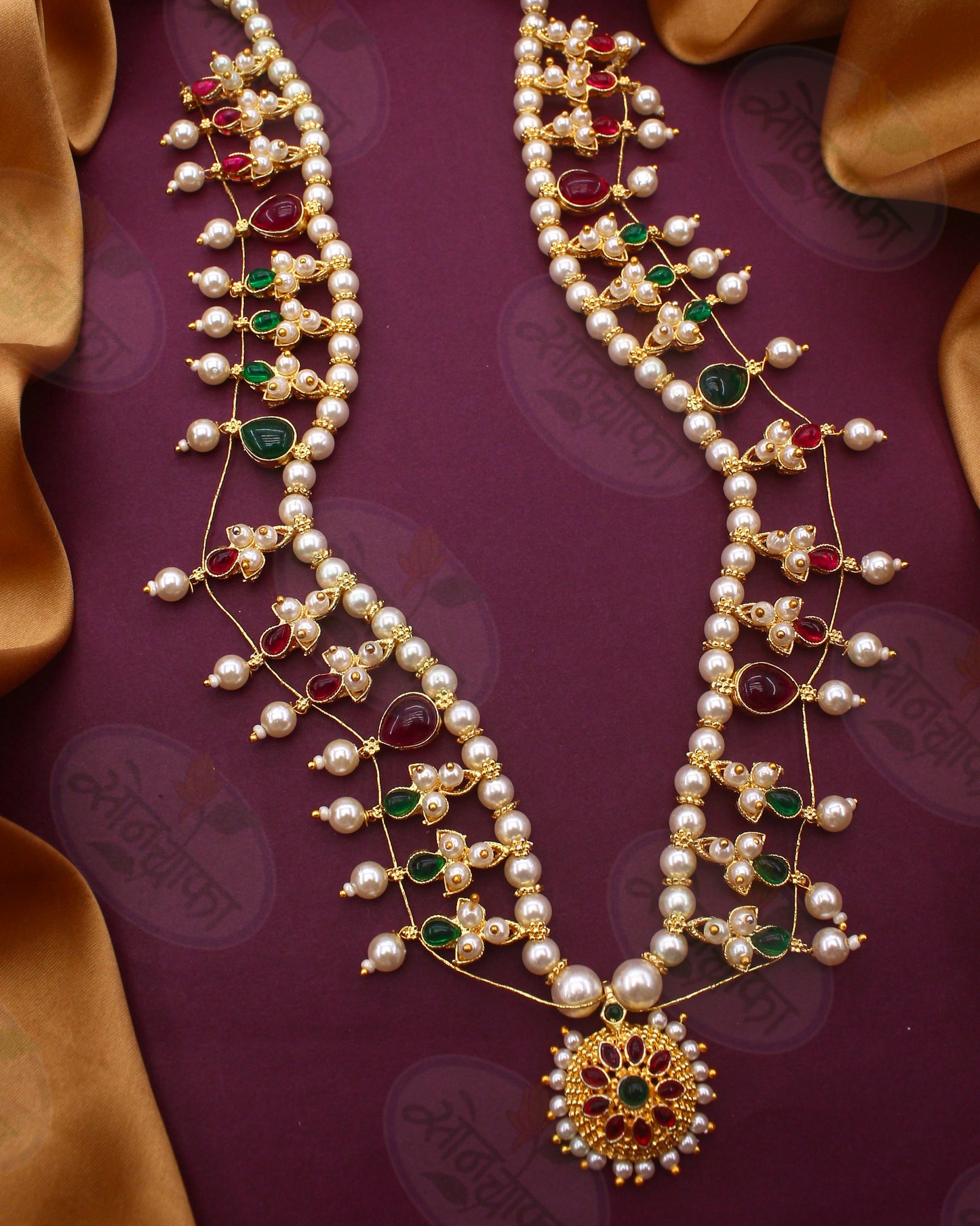 MAHARASHTRIAN KOLHAPURI SAAJ