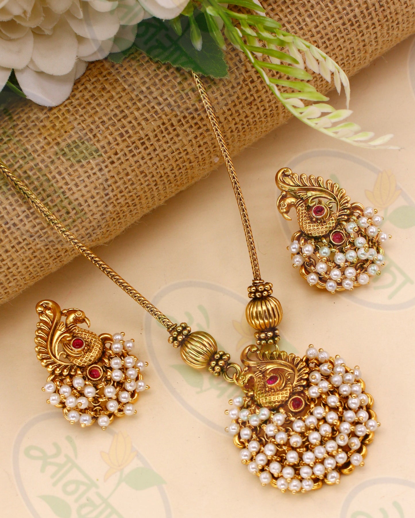 GRACEFUL PEACOCK DESIGNER NECKLACE