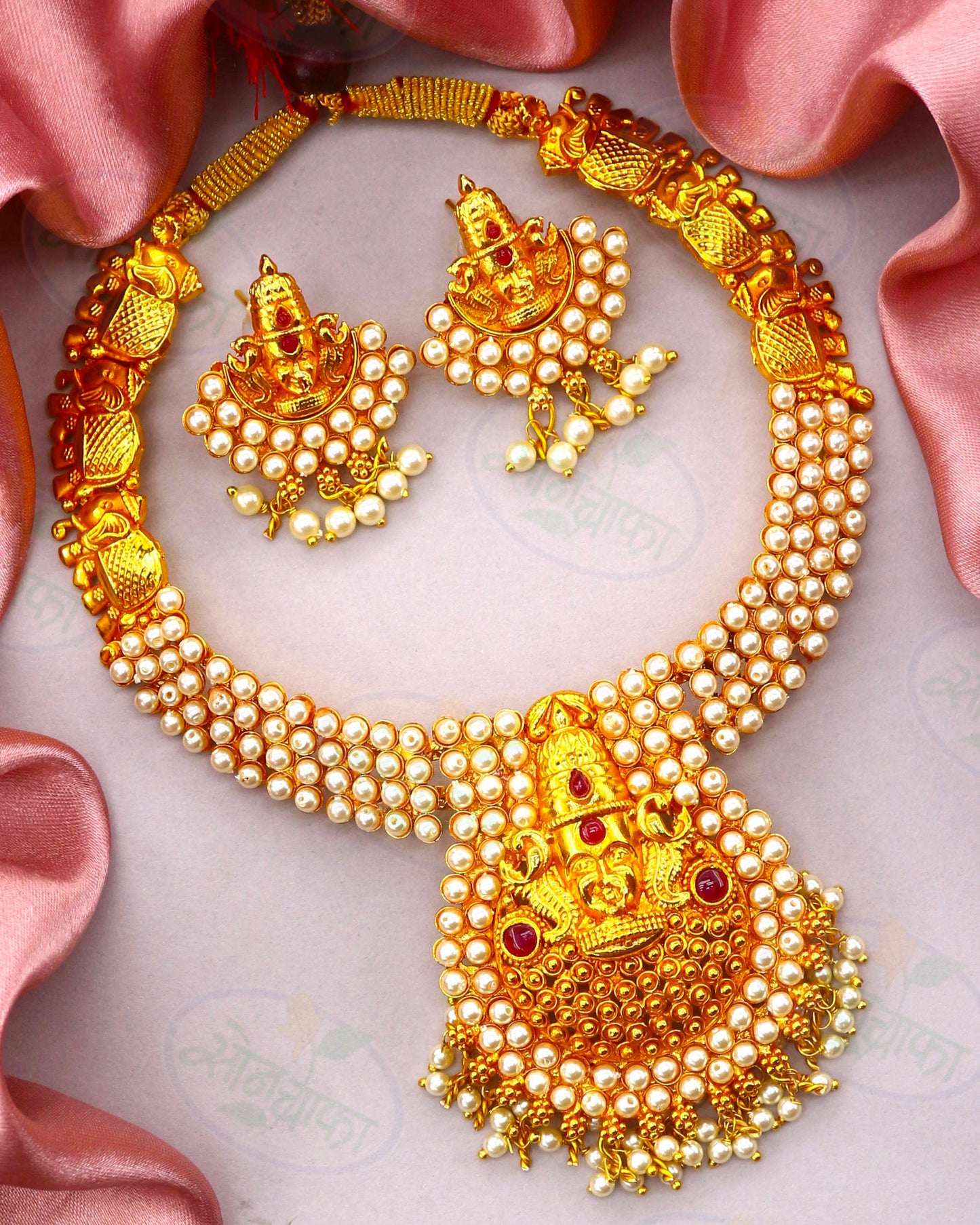 SOUTH INDIAN TEMPLE NECKLACE