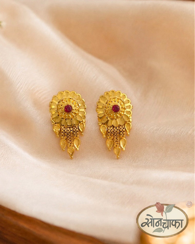 DAINTY FLORET GOLDEN EARRINGS